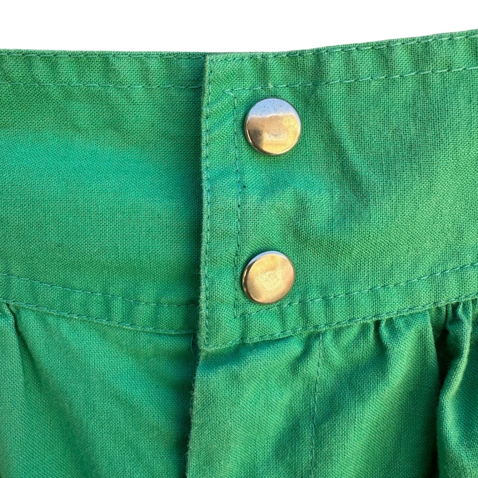 Vintage 80s Preppy Green High Waisted Pleated Mom Shorts Adjustable D-Ring S