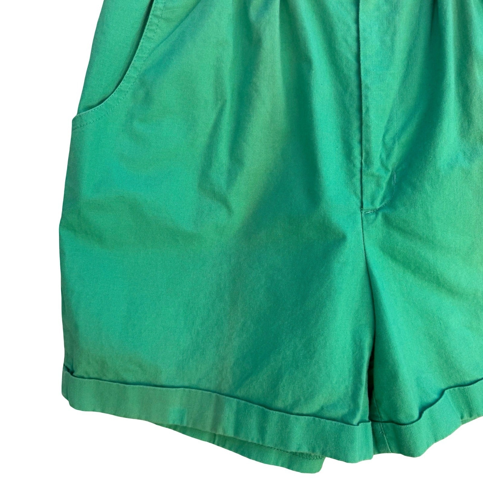 Vintage 80s Preppy Green High Waisted Pleated Mom Shorts Adjustable D-Ring S