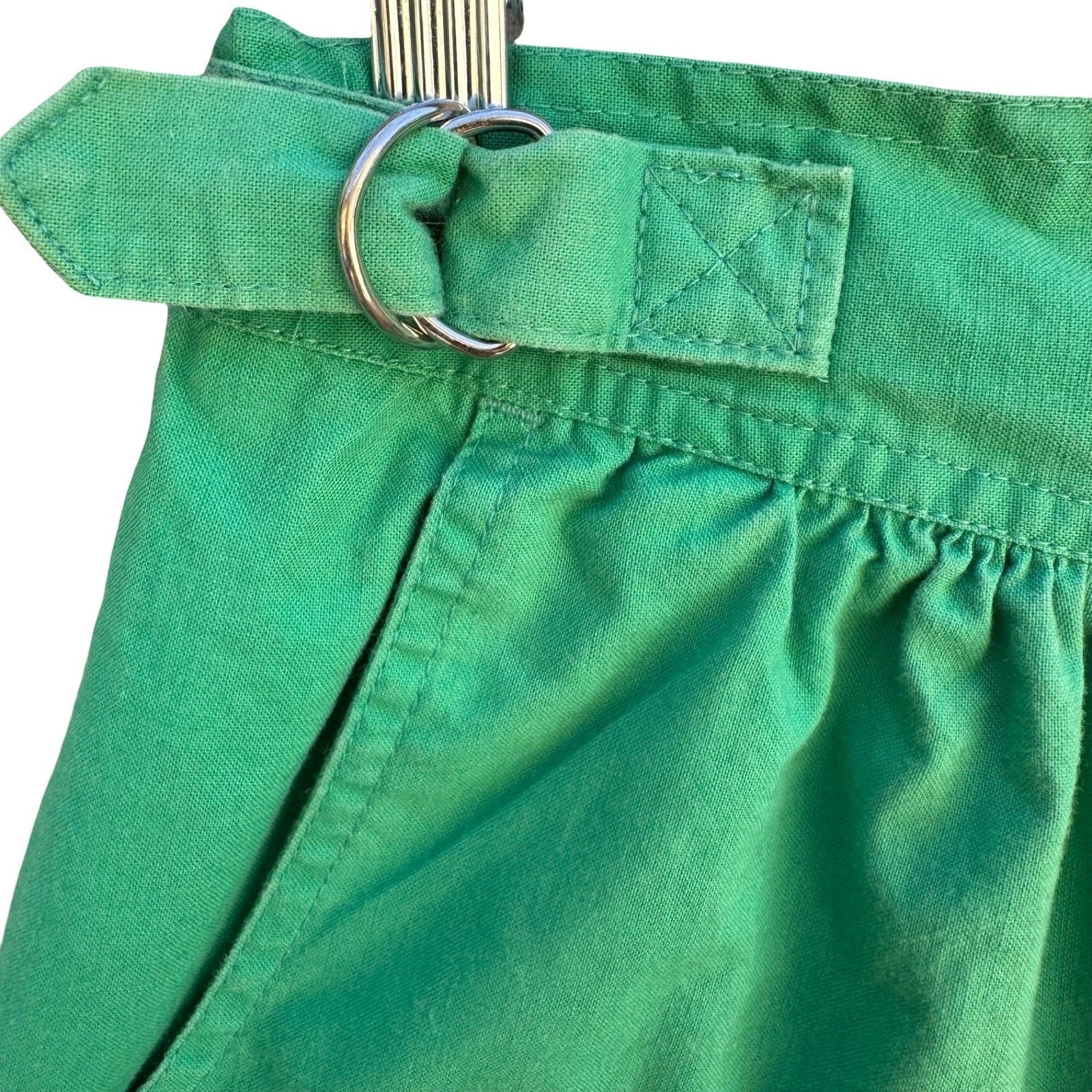 Vintage 80s Preppy Green High Waisted Pleated Mom Shorts Adjustable D-Ring S