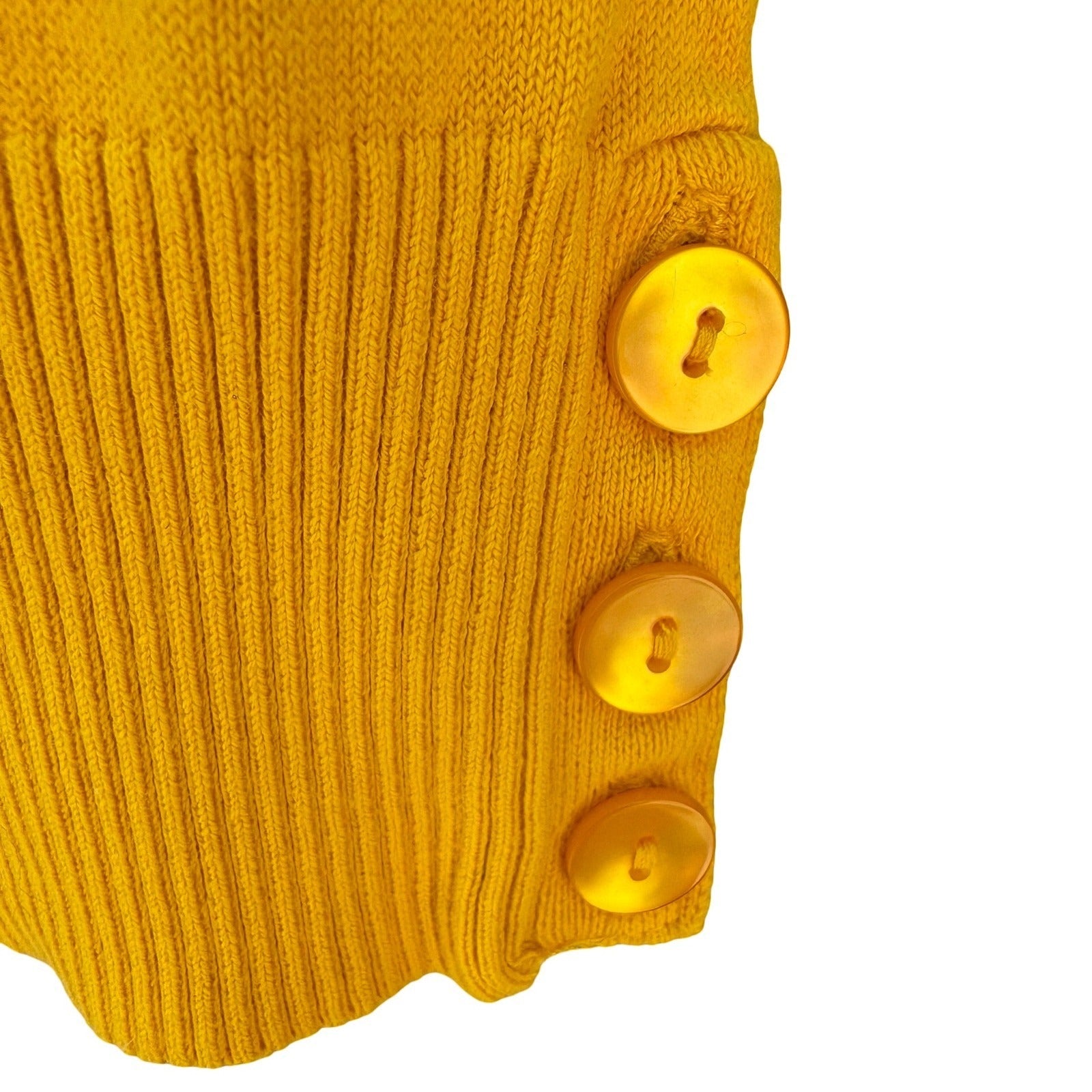 Argyle Womens Yellow Sleeveless Sweater Vest Crew Neck Side Buttons Medium NEW