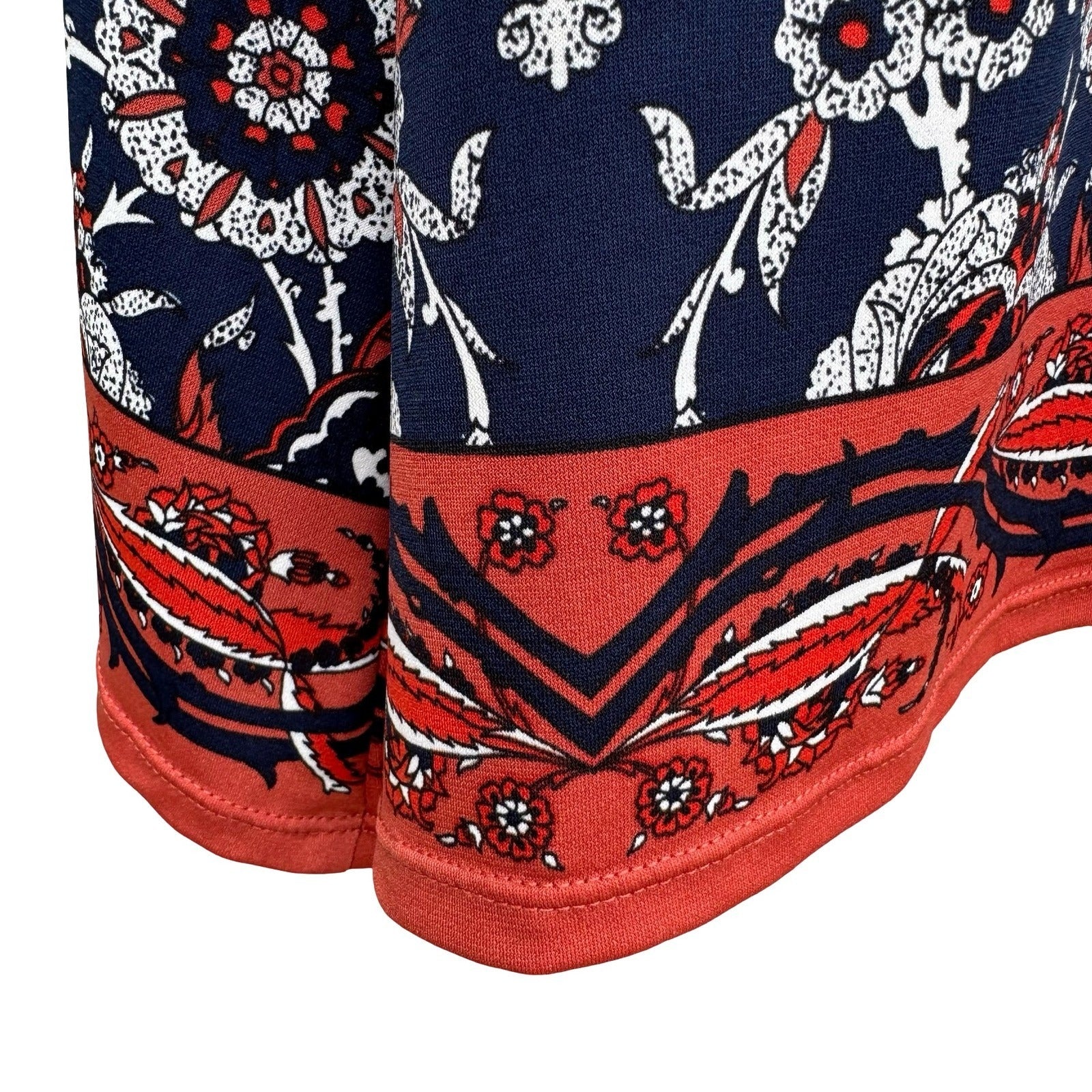 Max Studio Womens Navy Floral Medallion Sleeveless Tank Top M NEW Boho Eclectic