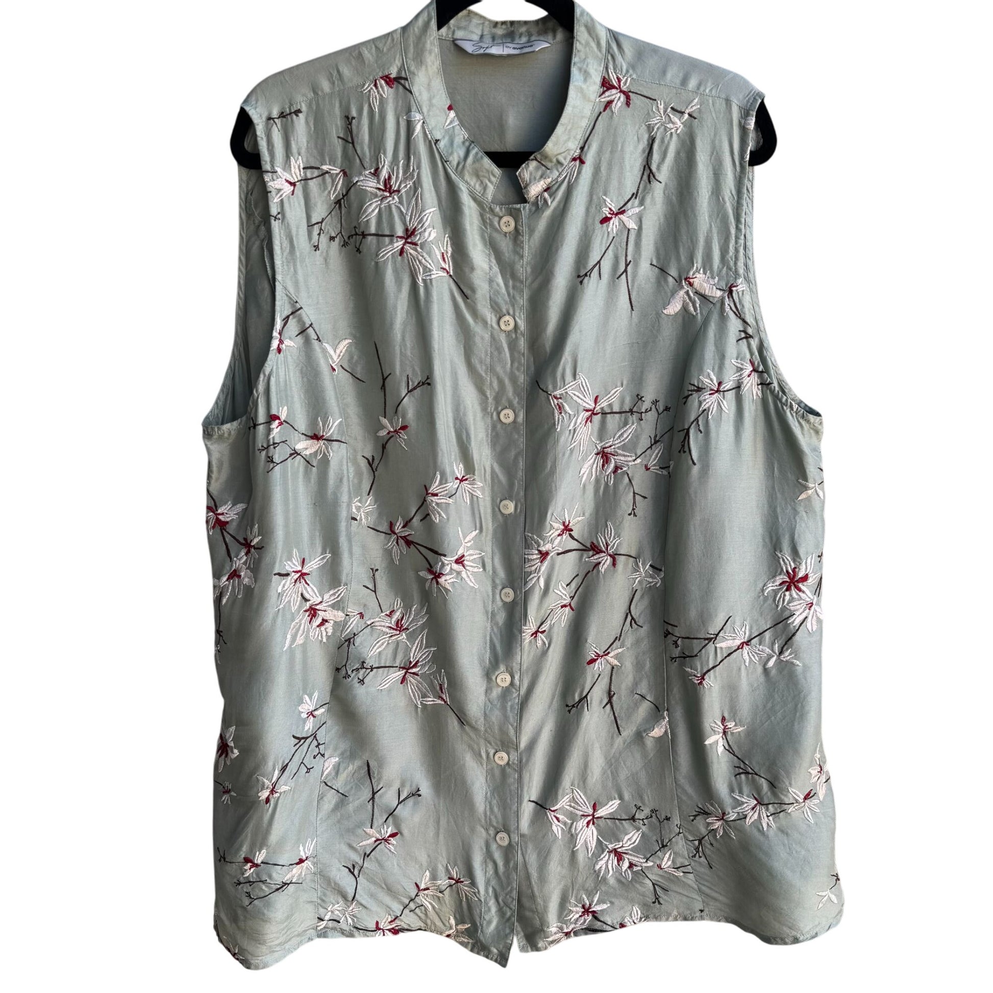 Soft By Avenue Womens Silk Sleeveless Floral Embroidered Button-Up Blouse 22/24