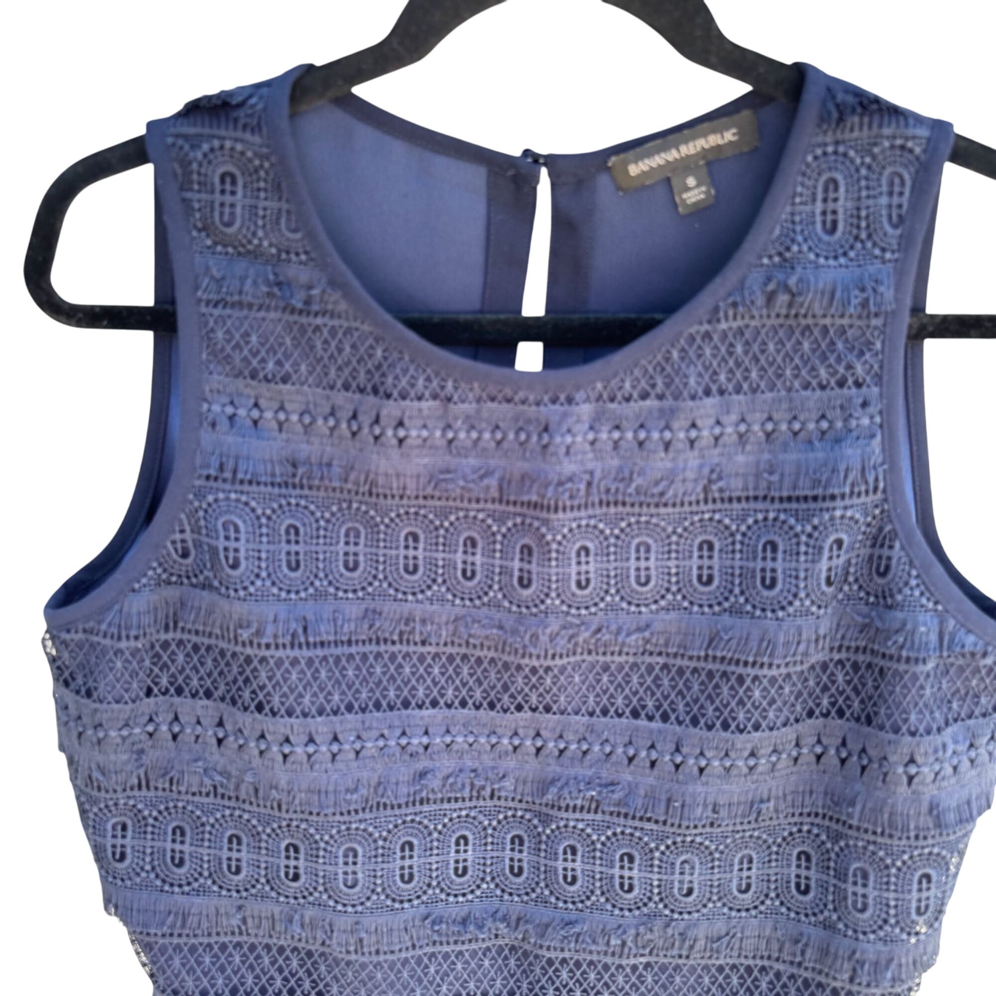 Banana Republic Womens Navy Sleeveless Lace Crochet Fringe Overlay Blouse Top S