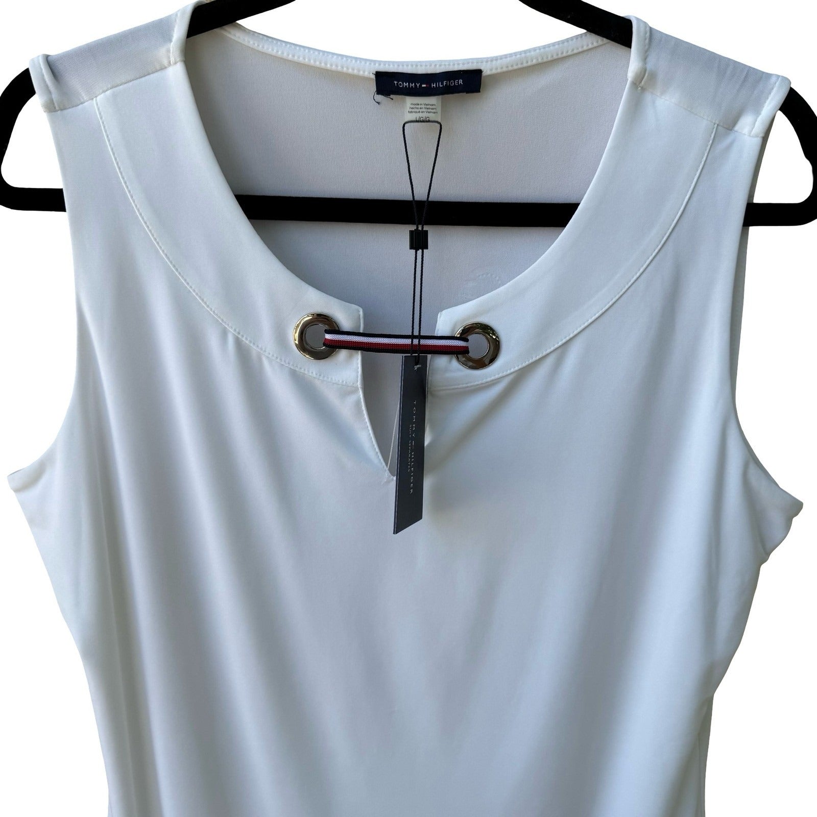 Tommy Hilfiger Preppy Nautical Ivy League Keyhole Grommet Sleeveless Top L NEW
