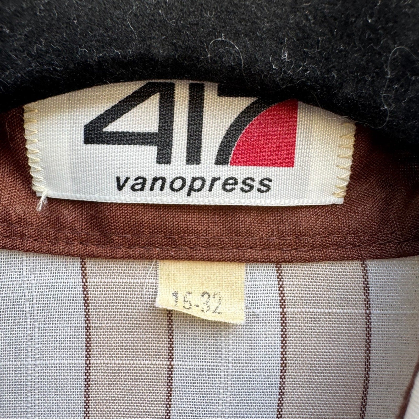 Van Heusen 417 Vanopress Vintage 70s Stripe Dagger Collar Linen Look Disco Shirt