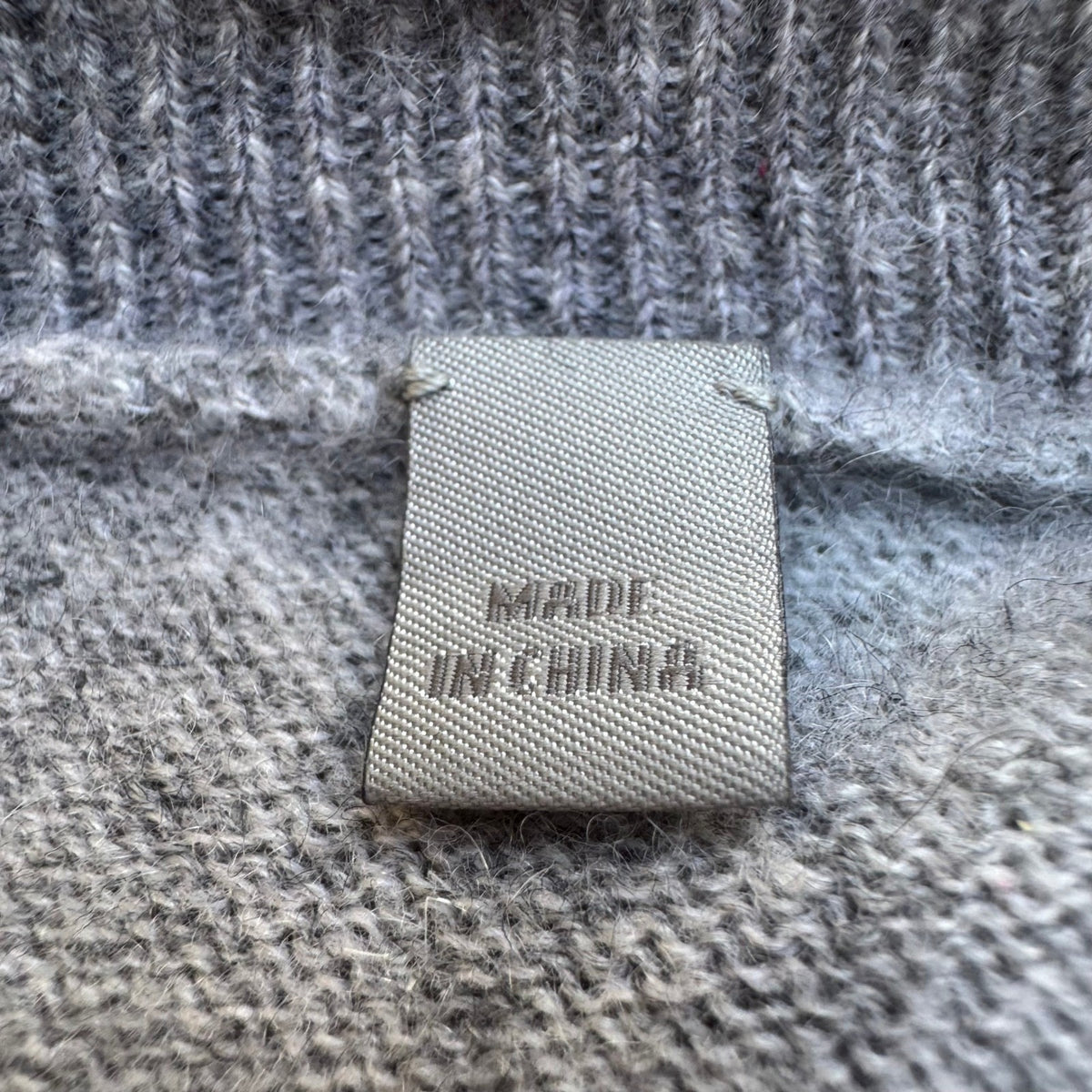 Vince 100% Cashmere Quiet Luxury Minimalist Preppy Crewneck Sweater Gray Mens S
