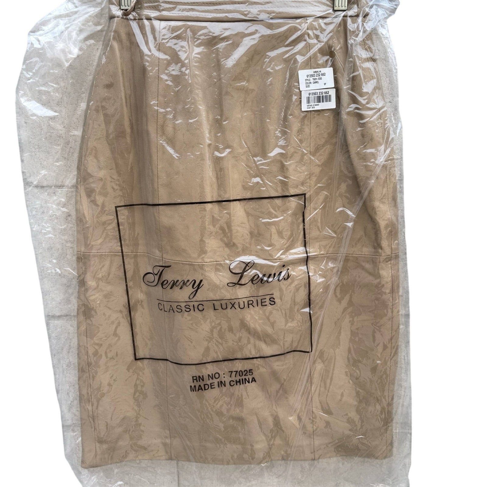 Terry Lewis Classic Luxuries Camel Leather Pencil Skirt Petite 6P Tan Midi T5011