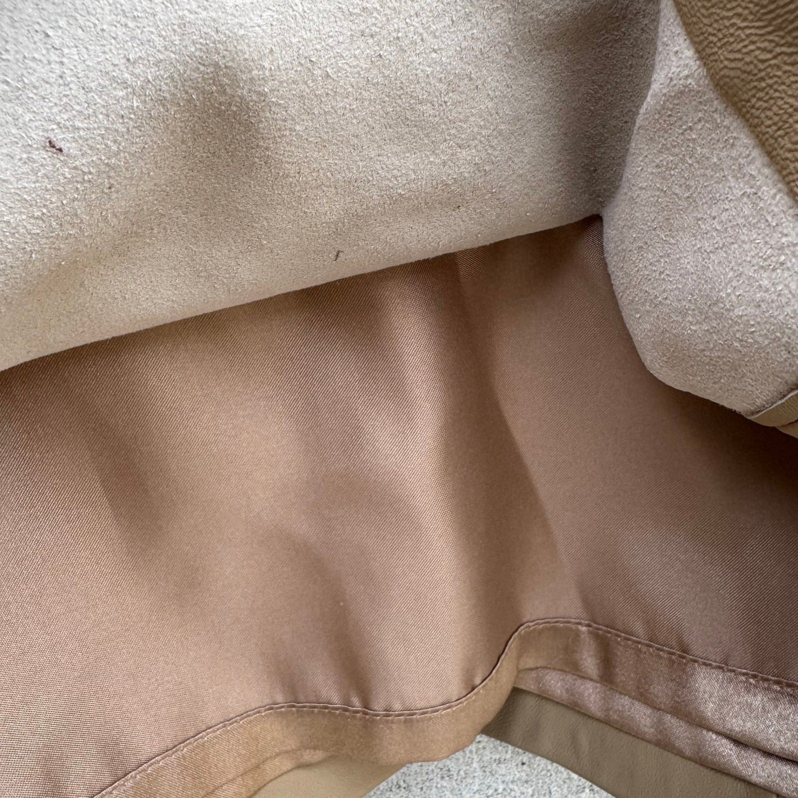 Terry Lewis Classic Luxuries Camel Leather Pencil Skirt Petite 6P Tan Midi T5011