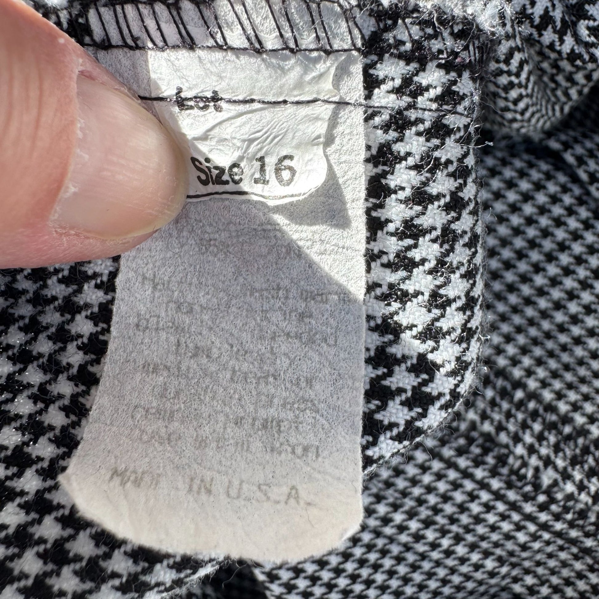 Tofy Vintage Womens High-Waisted Black White Houndstooth Pleated Trouser Pant 16