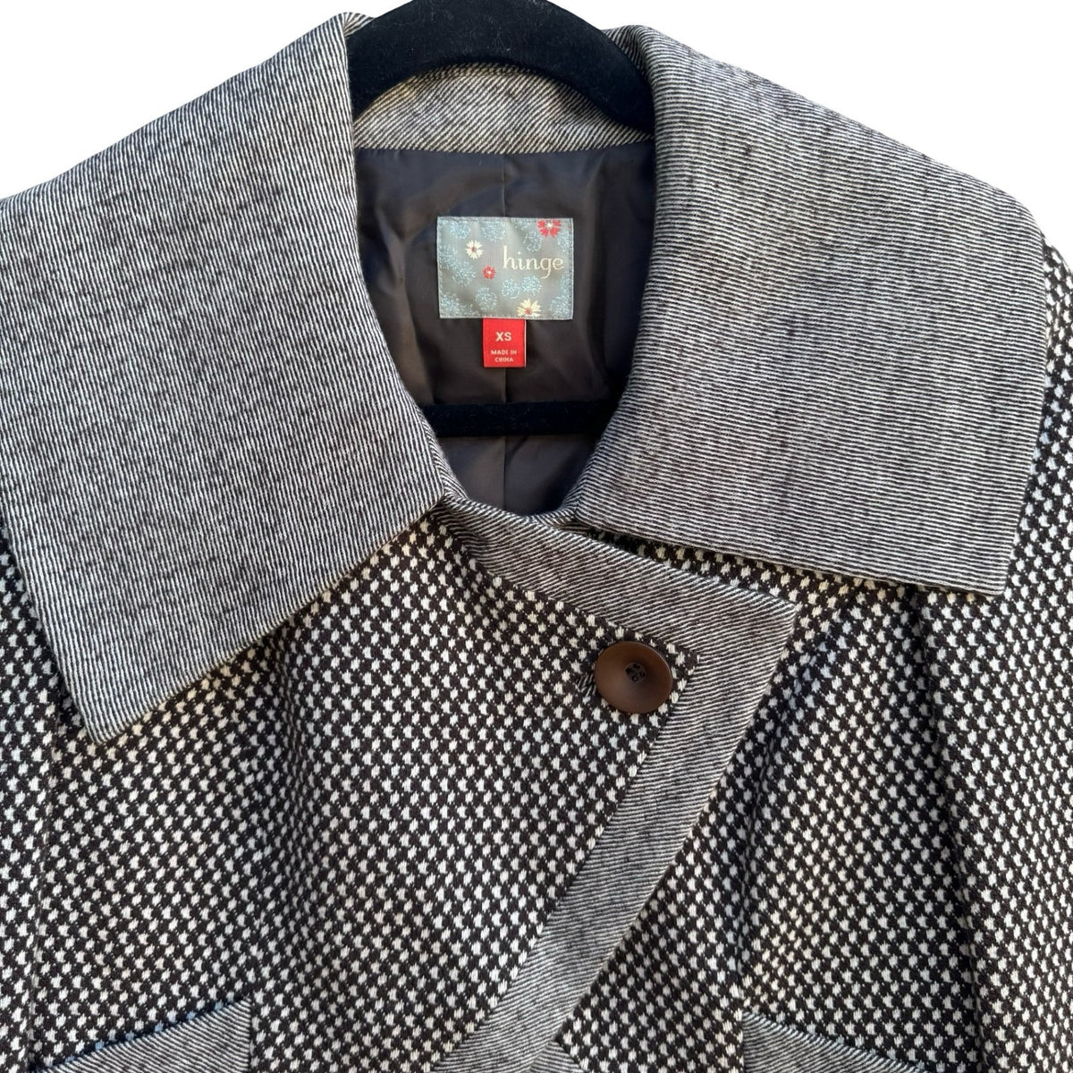 Hinge Dark Academia Preppy Minimalist Wool Blend Asymmetric Cropped Blazer XS