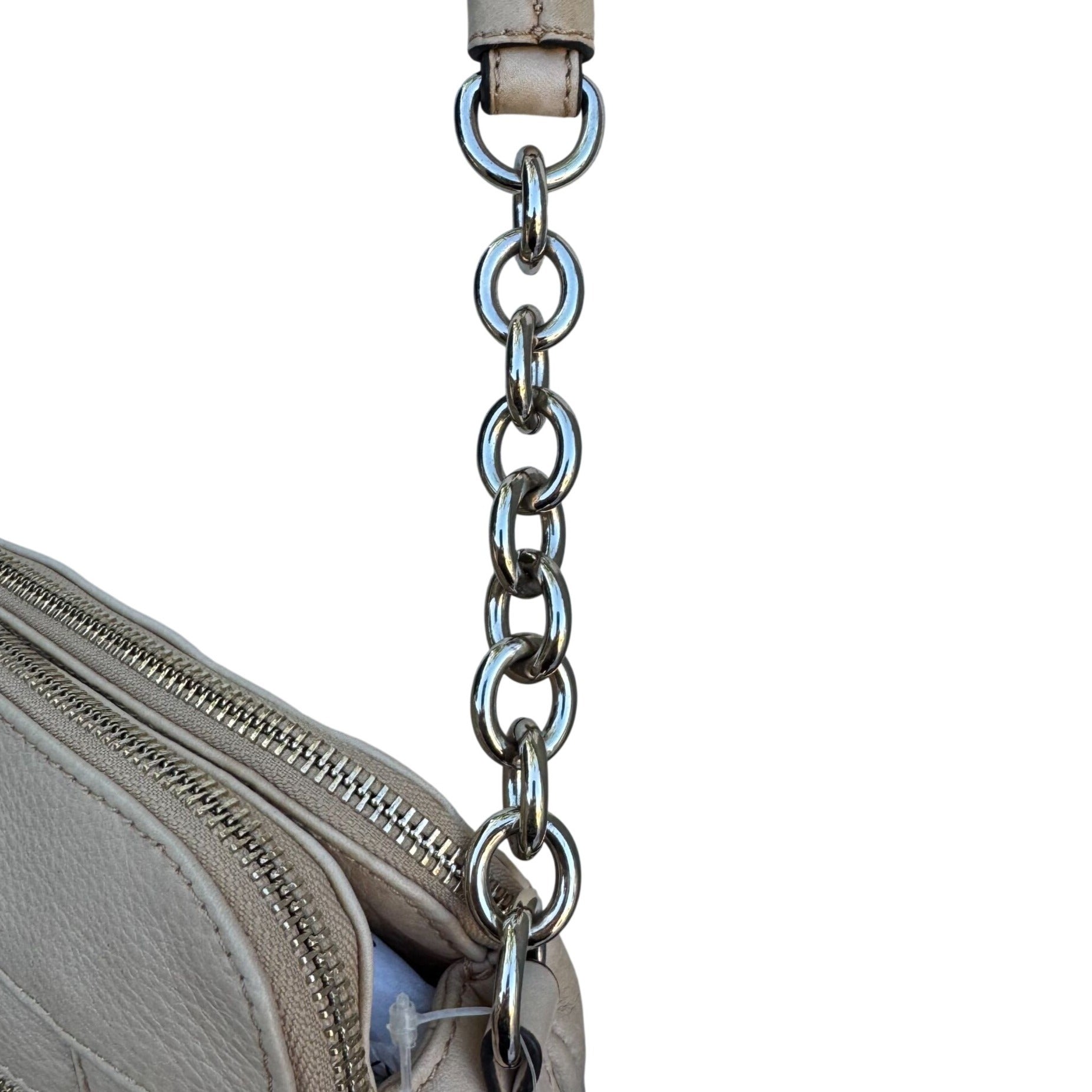 B Makowsky Beige Leather Shoulder Bag With Chain Strap & Gold Hardware