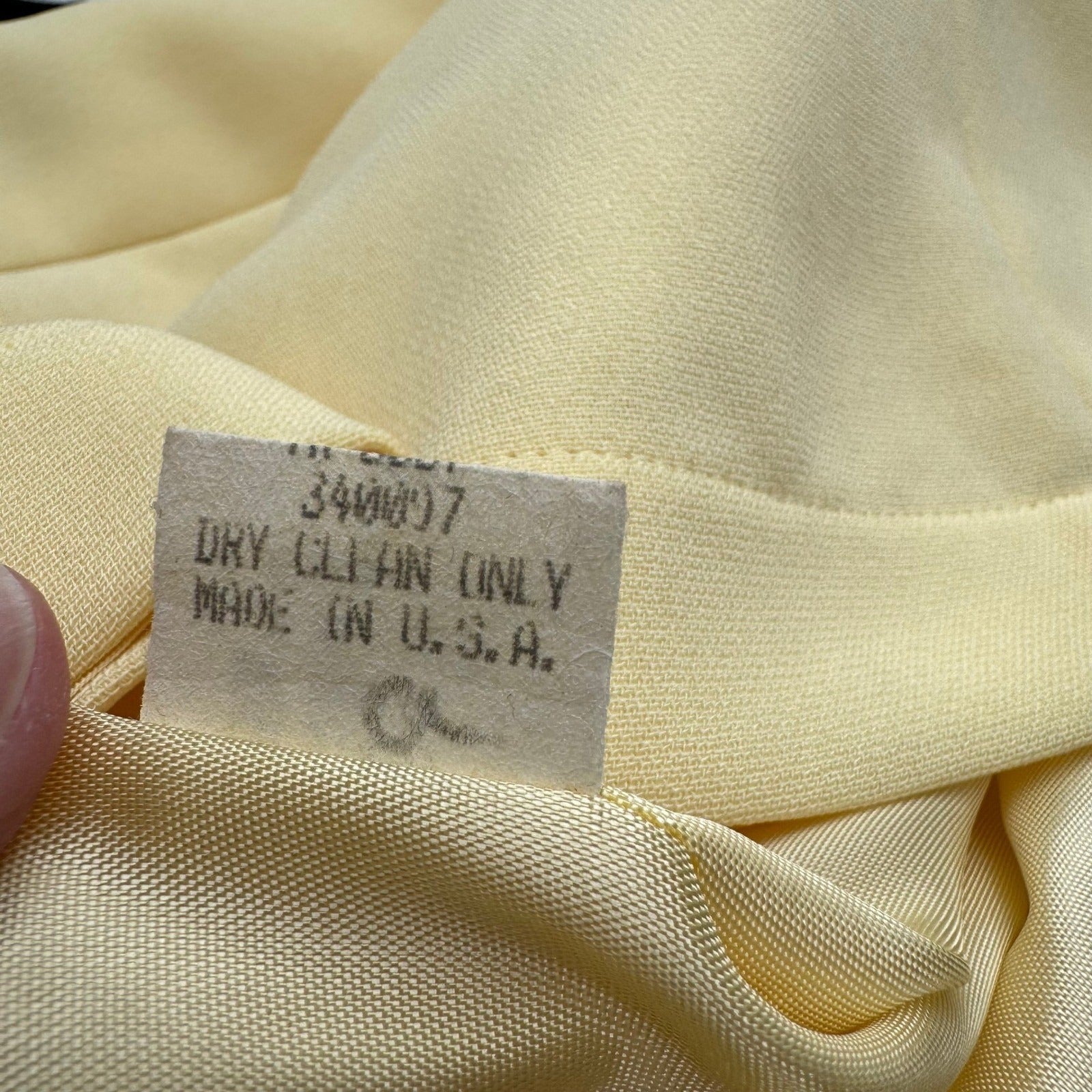 BCBG Max Azria Vintage Y2K 90s Butter Yellow Mini Skirt 8 Minimalist Preppy