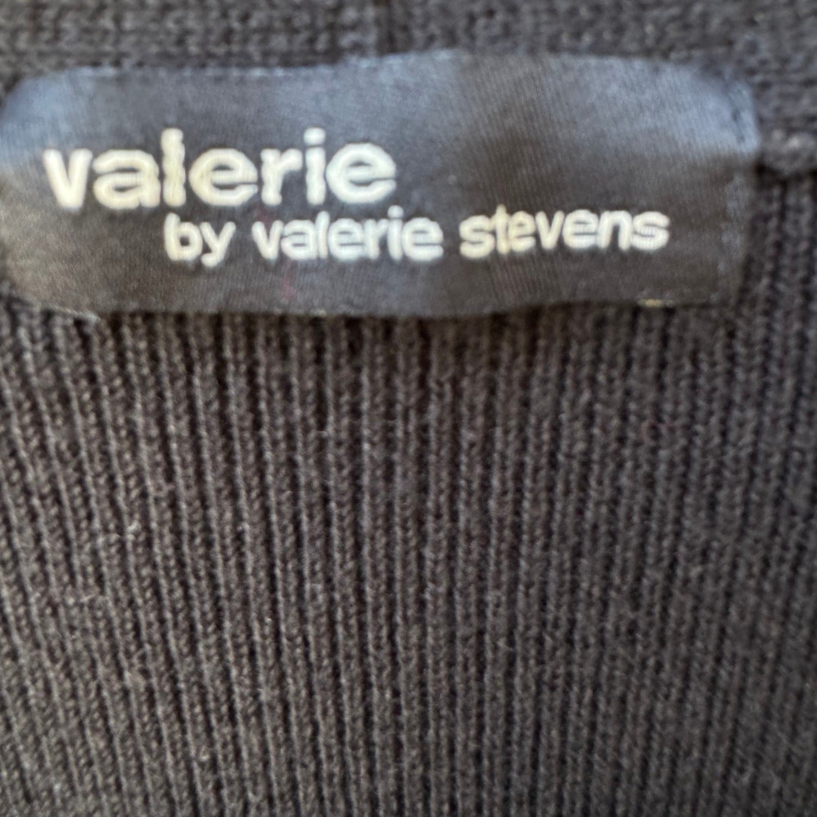 Valerie Stevens Y2K Womens M Black Notched V-Neck Ribbed Knit Top Minimalist