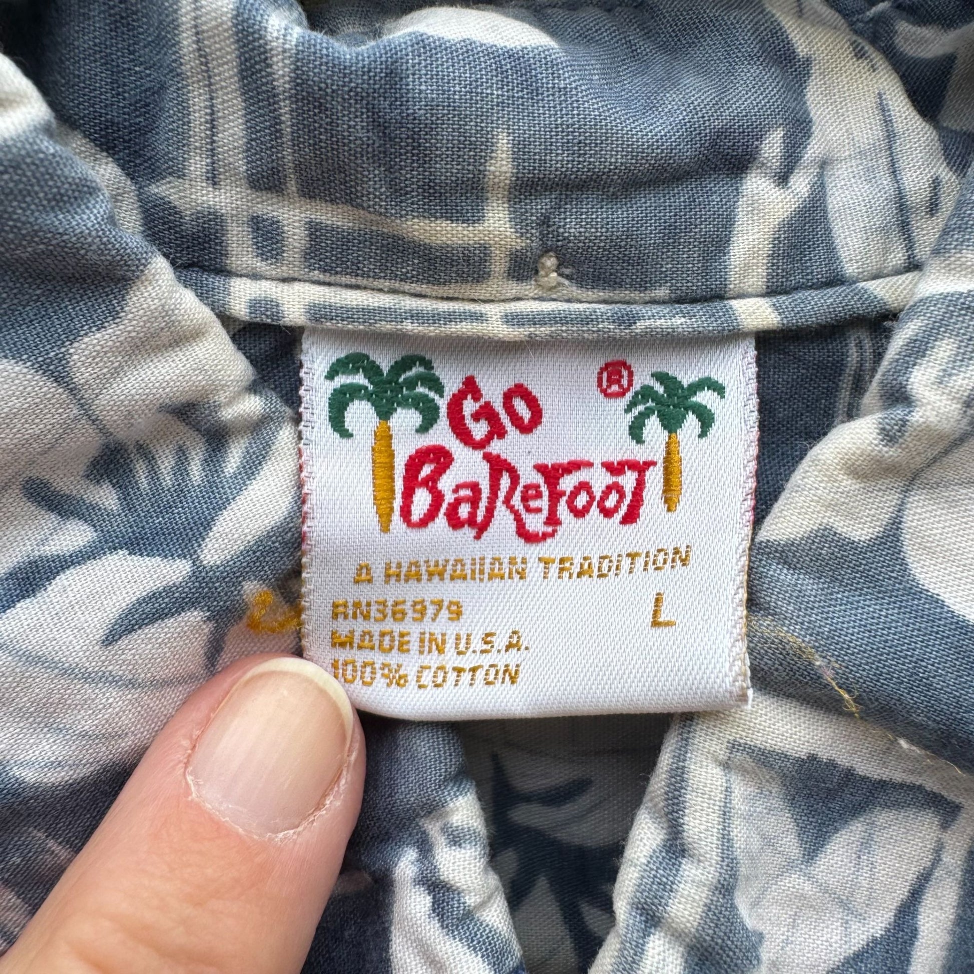 Go Barefoot Vintage Hawaiian Shirt Mens L Blue Floral Print Cotton Short Sleeve