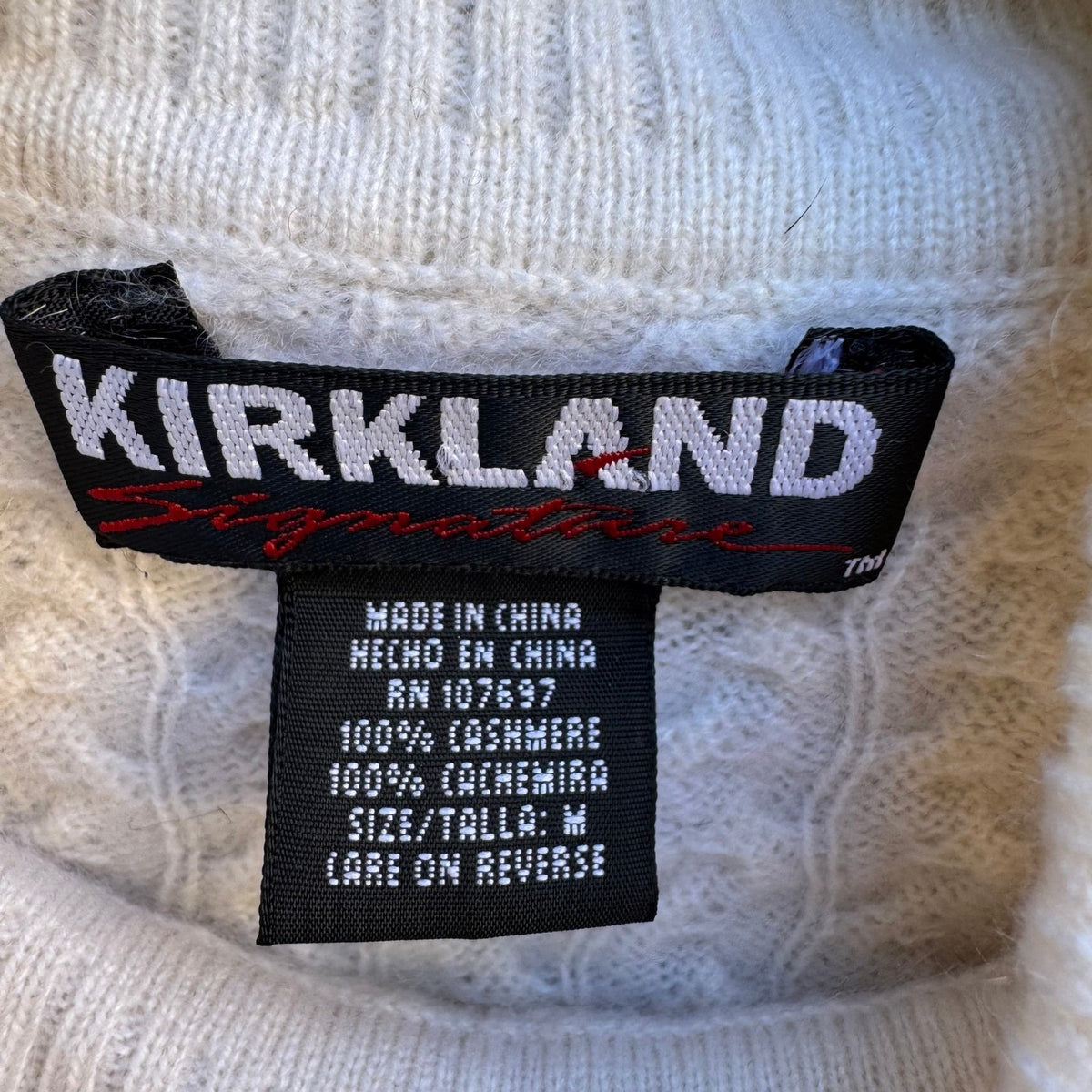 Kirkland Signature 100% Cashmere Cable Knit Fisherman Turtleneck Sweater Ivory M