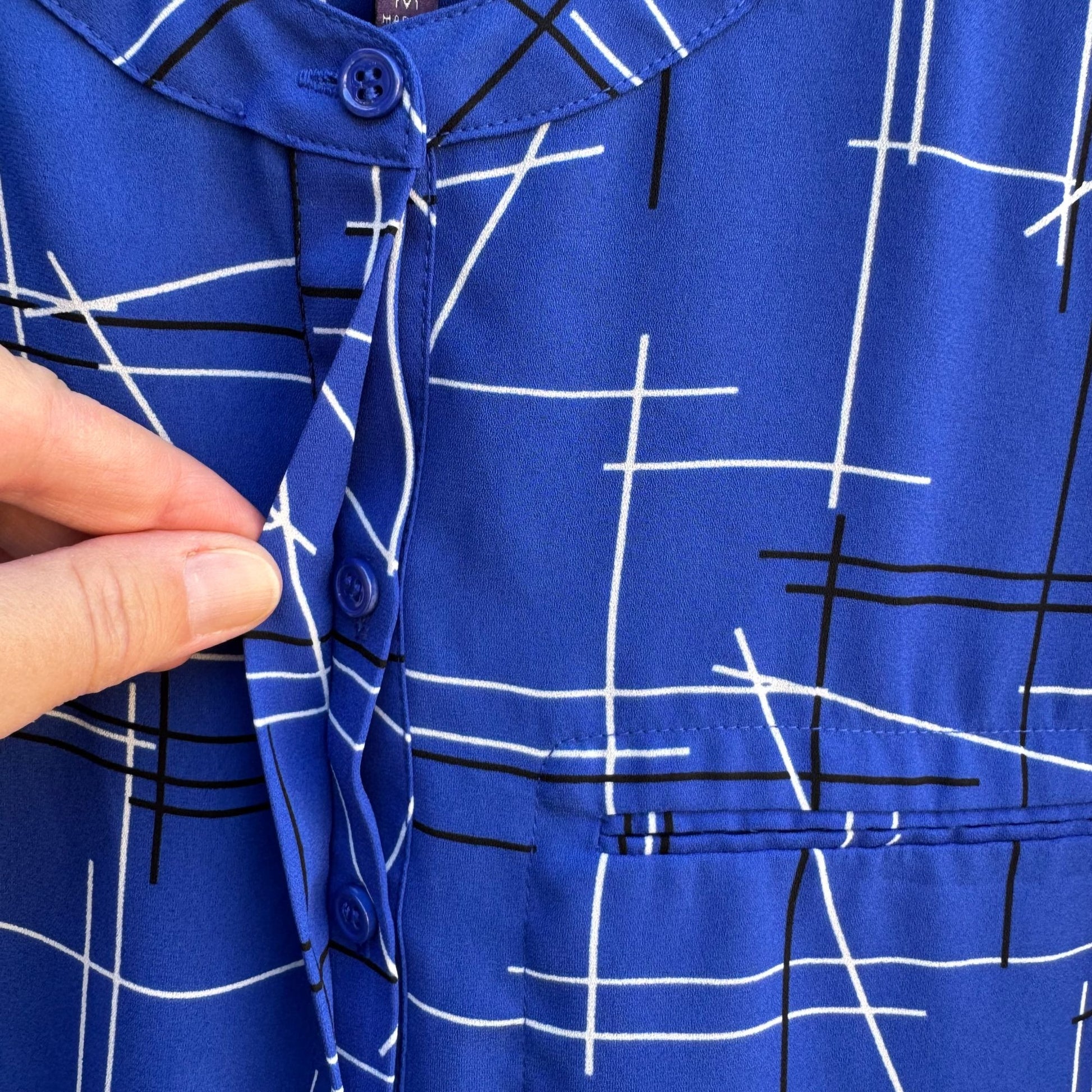 NYDJ Womens Blue Geometric Print Long Sleeve Pleated Back Preppy Tunic Blouse M