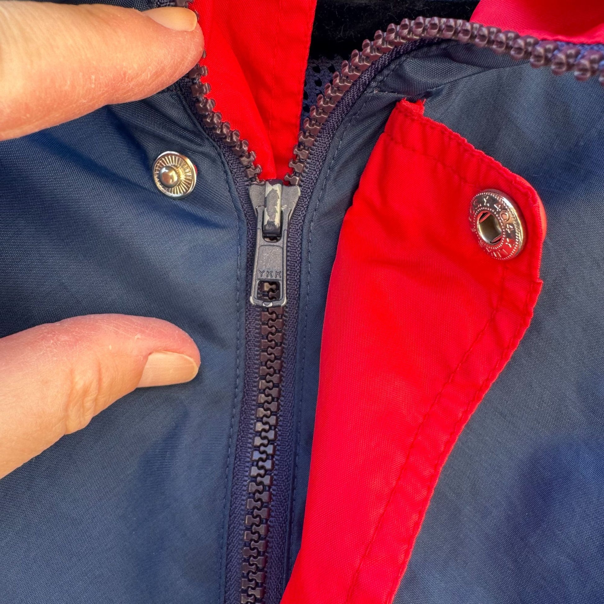 Speedo Vintage Red Navy Hooded Windbreaker Zip Water Resistant Light Jacket XL