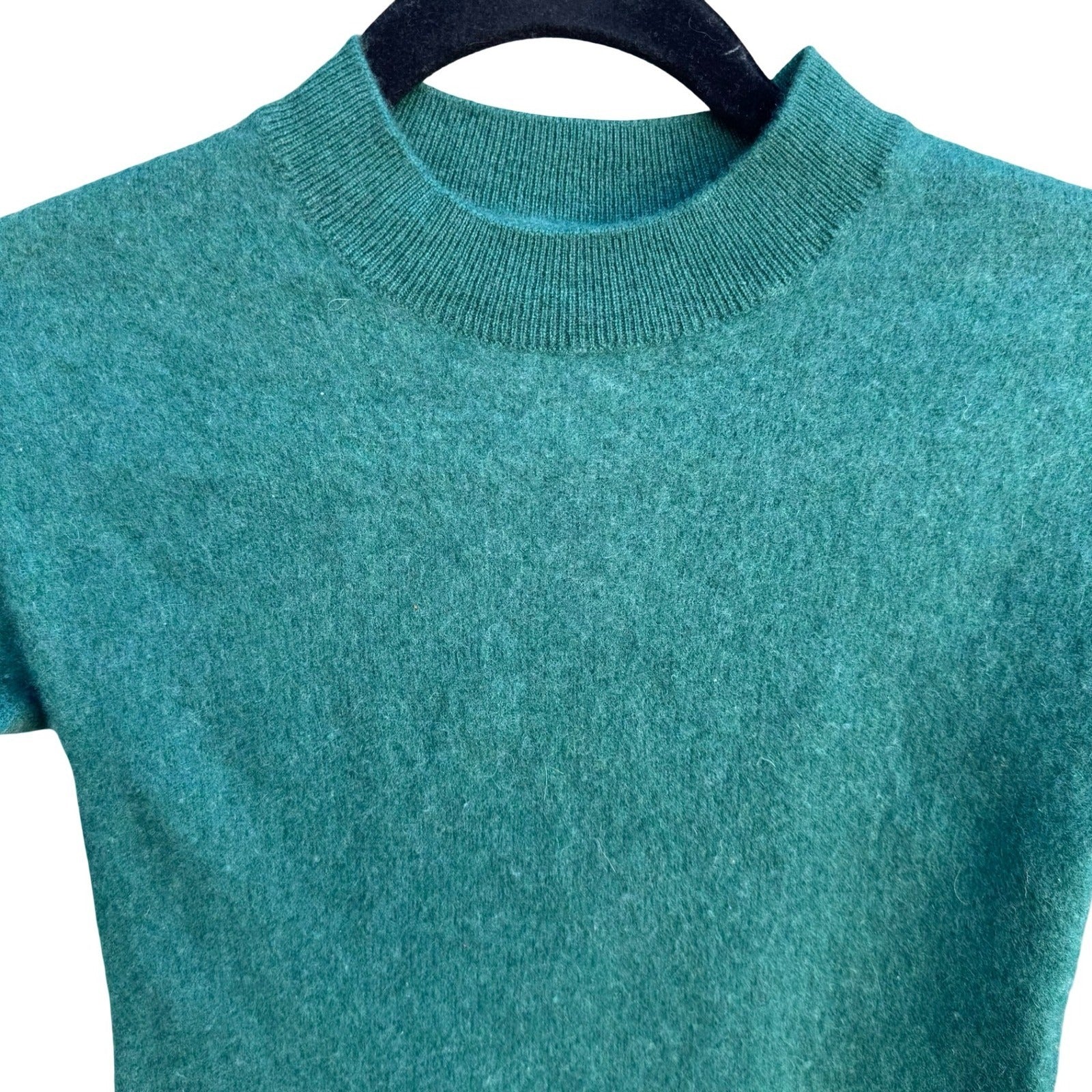 Naadam 100% Cashmere Minimalist Quiet Luxury Cozy Mock Neck Sweater Green XS