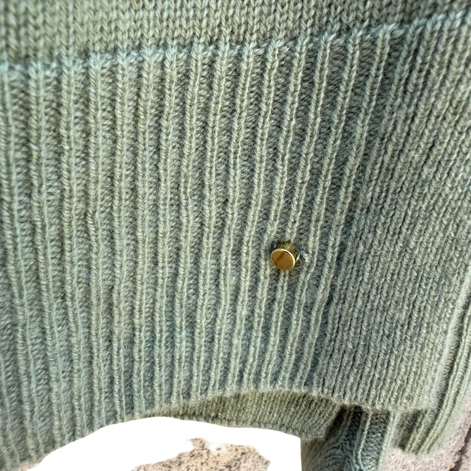 Cuyana 100% Italian Cashmere Quiet Luxury Cardigan Sweater Minimalist Green M