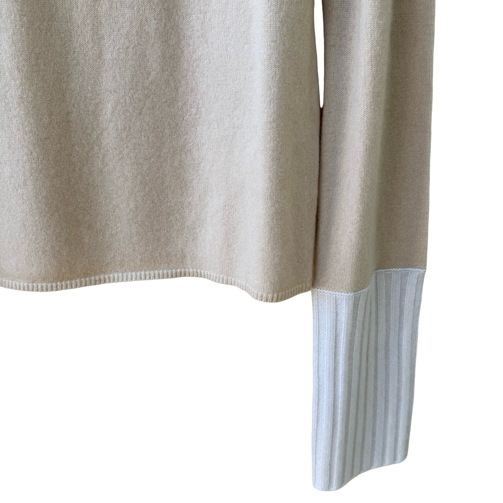 Neiman Marcus Cashmere Quiet Luxury Old Money Minimalist Turtleneck Sweater NEW