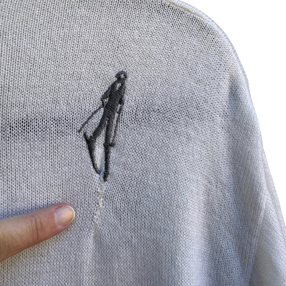 Brodie Cashmere Skier Luxury Whimsical Embroidered Mock Neck Novelty Sweater M