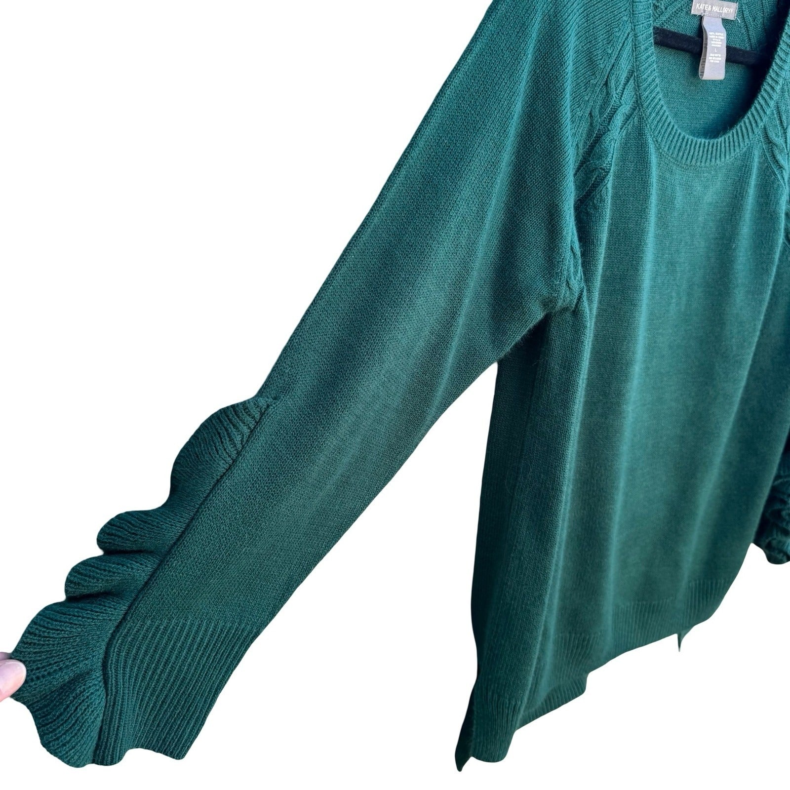 Kate & Mallory Feminine Romantic Coquette Ruffle Sleeve Cable Knit Sweater L