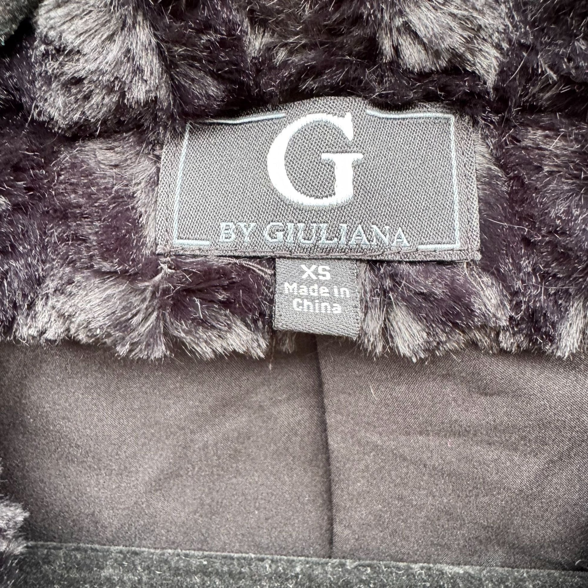 G By Giuliana Glam Black Faux Fur Drape Lined Super Soft Vest Soft Womens XS