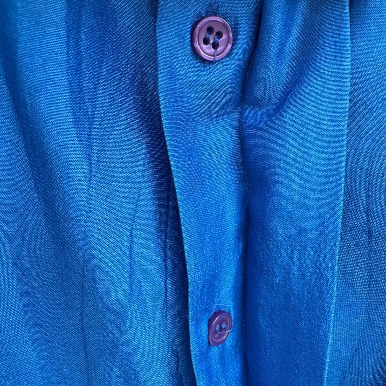 Chic Elegant Vintage 90s Mens XL Blue Silk Hidden Button Down Dress Shirt Luxury