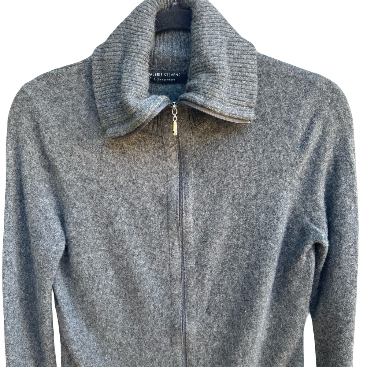 Valerie Stevens 2-Ply Cashmere Preppy Minimalist Quiet Luxury Zip Sweater Grey S