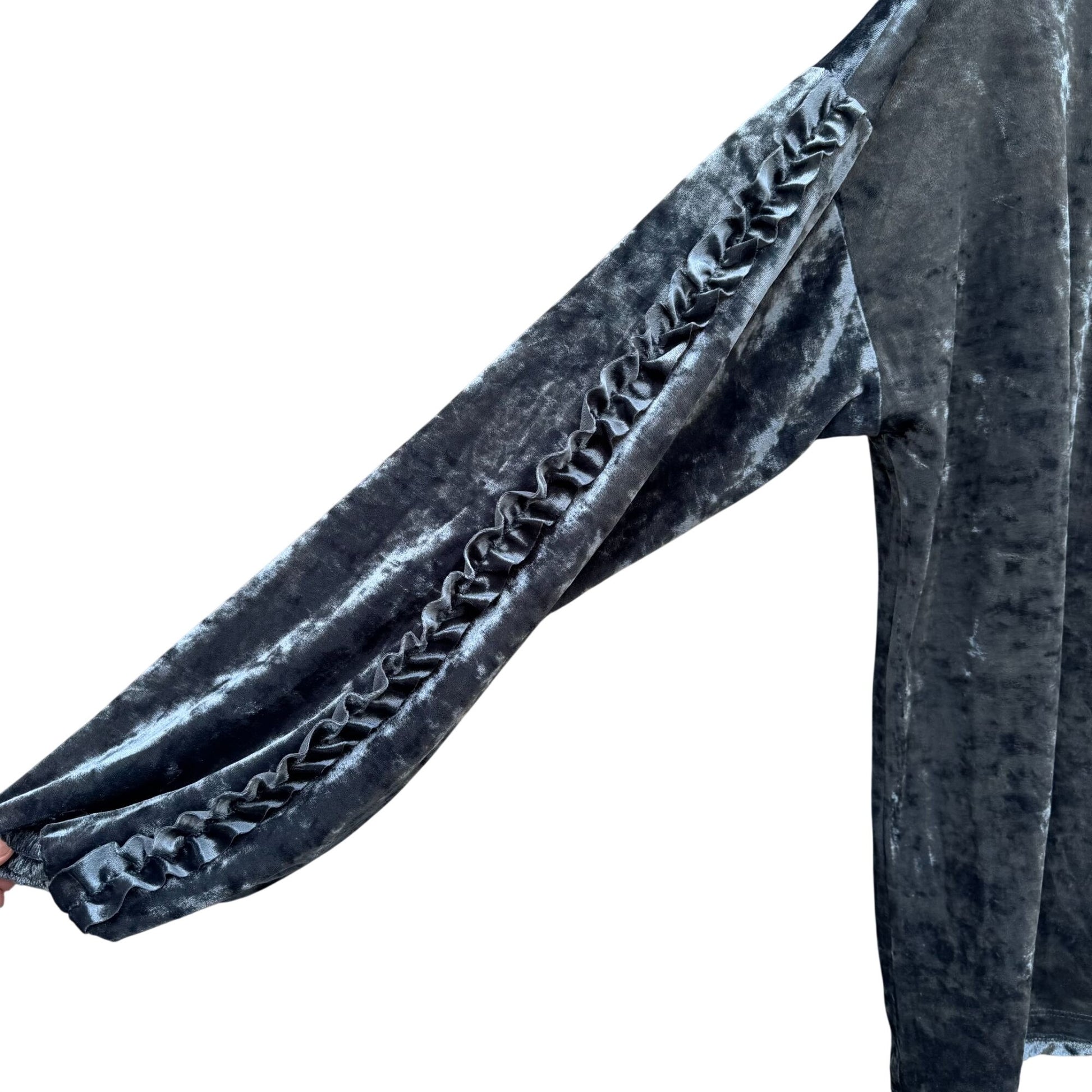 Charming Charlie Crushed Velvet Long Sleeve Top Ruffle Sleeve Fairytale Frost XL