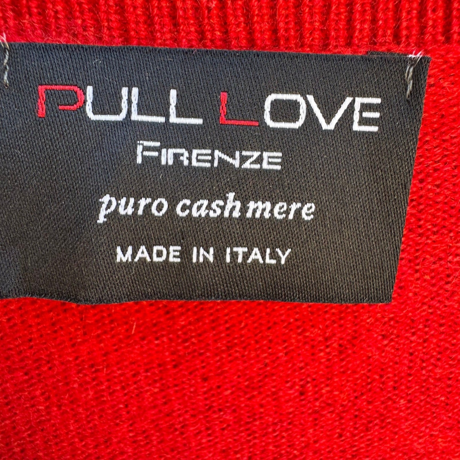 Pull Love Firenze Red Pure Luxury Cashmere V-Neck Button Cardigan Made in Italy