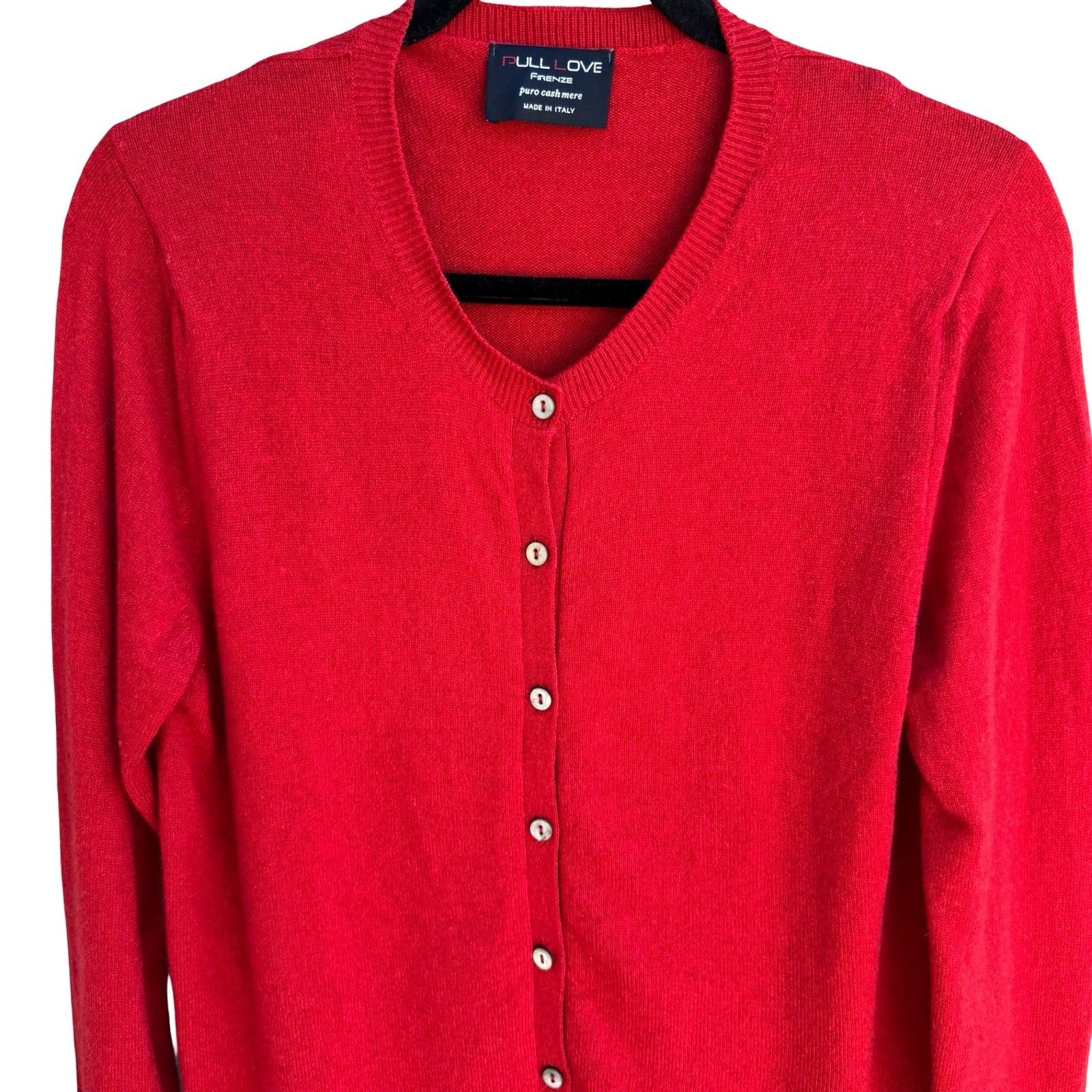 Pull Love Firenze Red Pure Luxury Cashmere V-Neck Button Cardigan Made in Italy