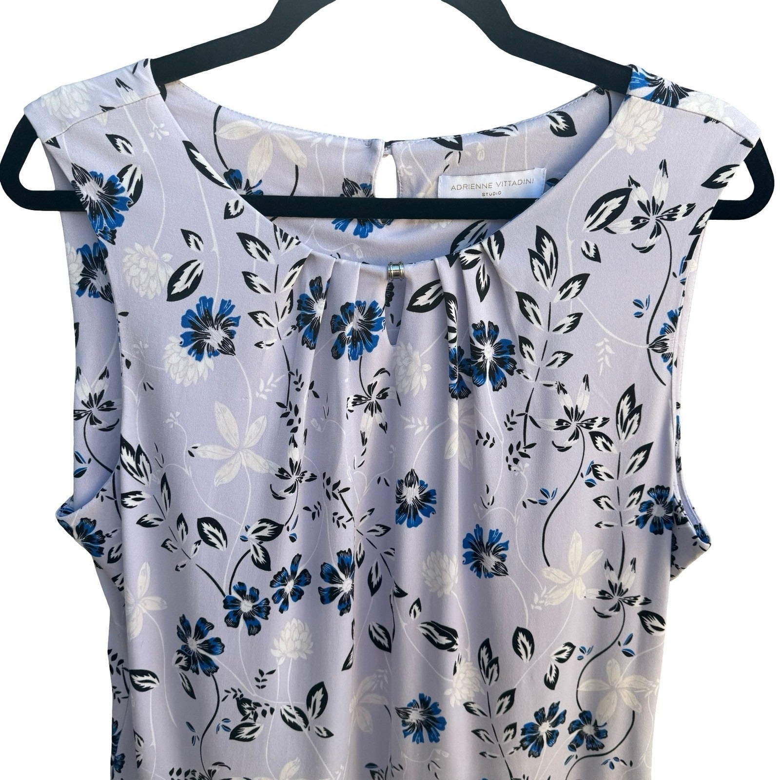 Adrienne Vittadini Studio Professional Floral Sleeveless Pleated Neck Blouse L