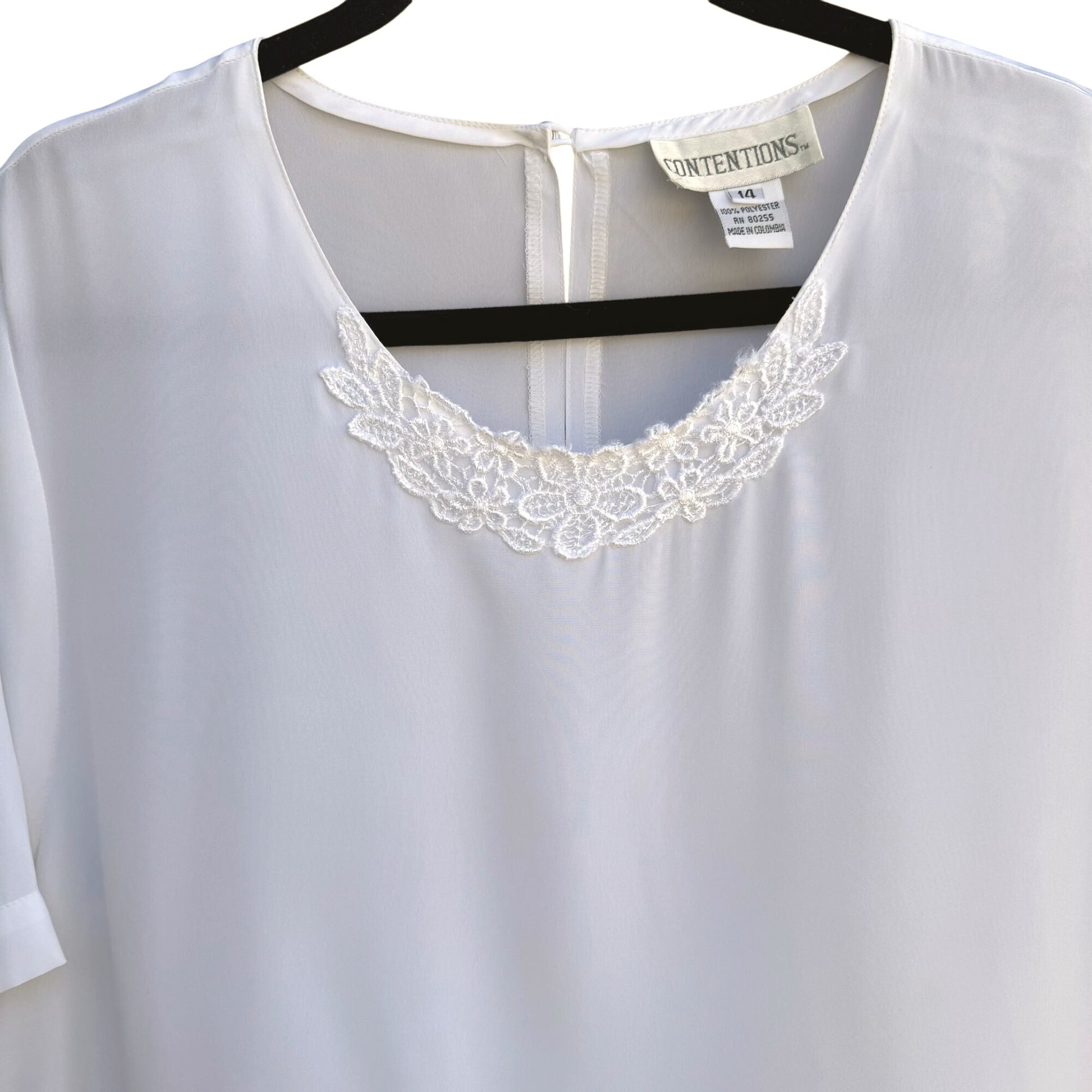 Contentions Womens White Short Sleeve Embroidered Neck Light Flowy Blouse 14