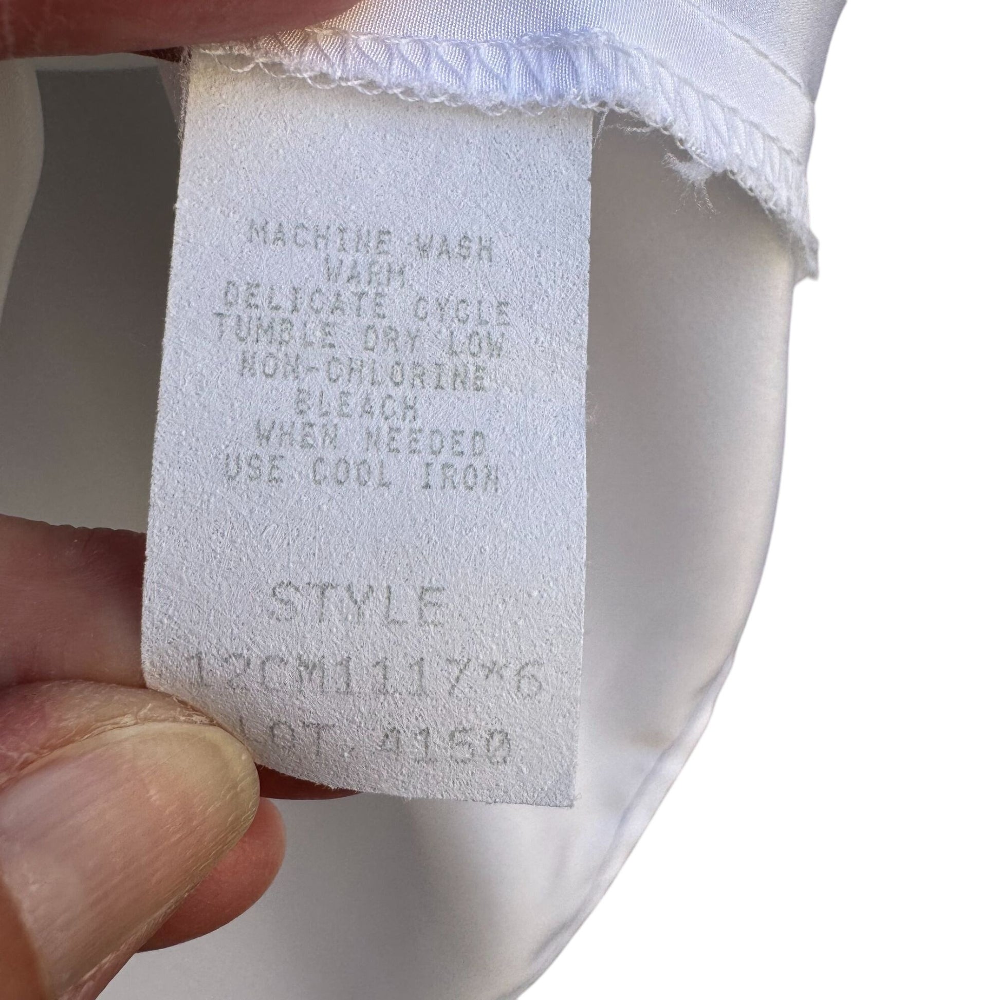 Contentions Womens White Short Sleeve Embroidered Neck Light Flowy Blouse 14