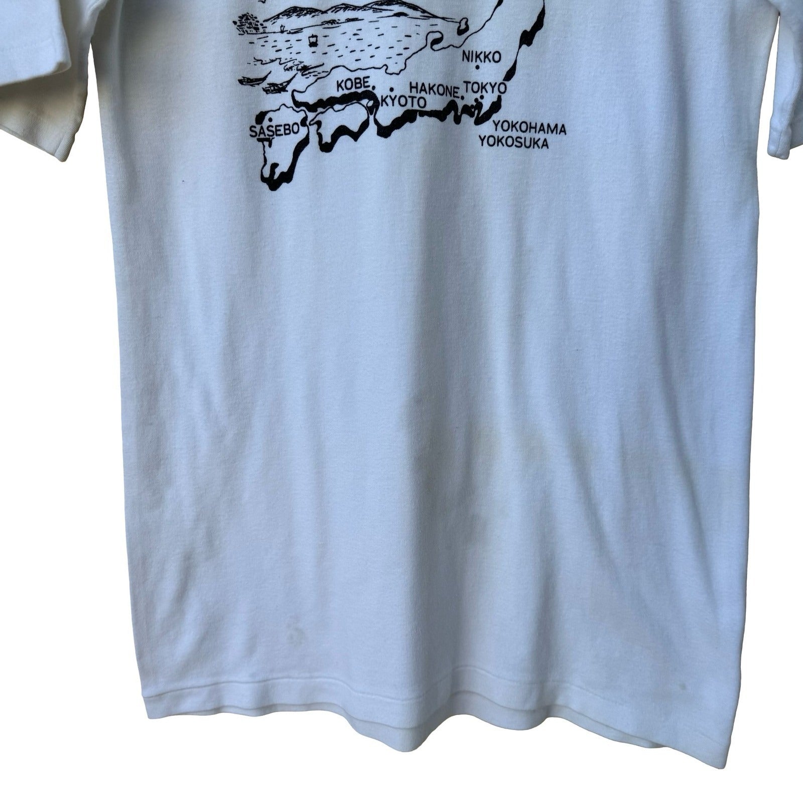Vintage Japan Mount Fuji Souvenir Graphic T-Shirt White Short Sleeve Crewneck