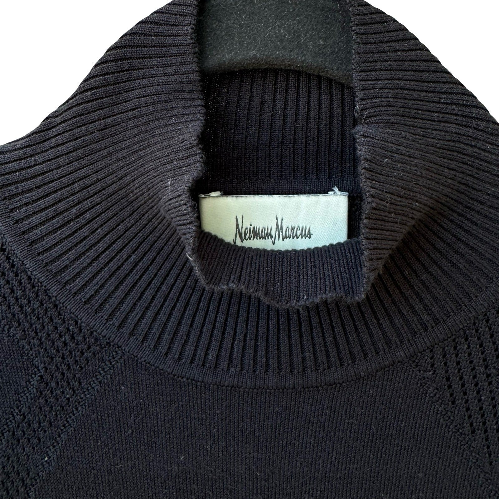 Neiman Marcus Exclusive Black Silk Blend Mock Neck Sleeveless Knit Top XL Luxury