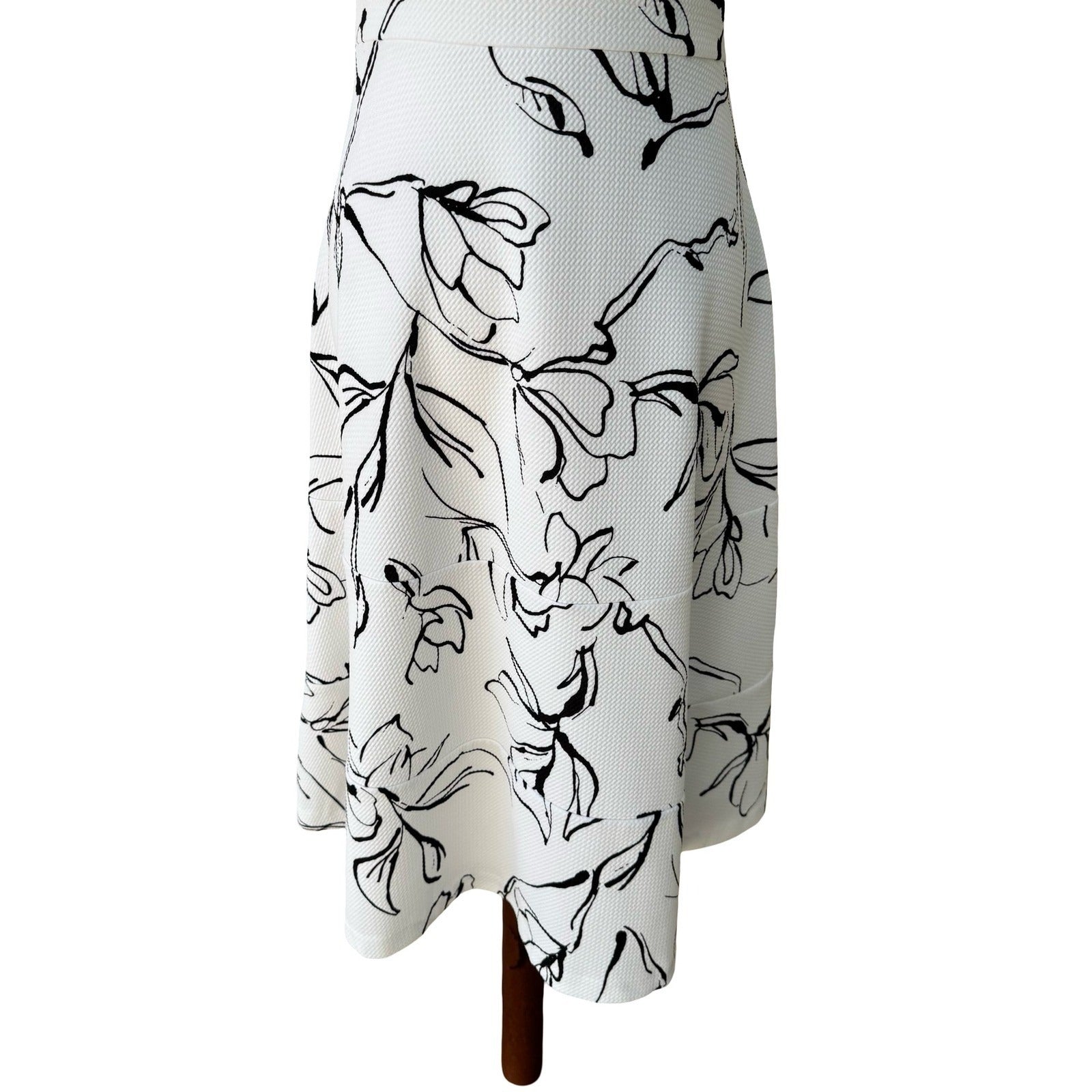 Karl Lagerfeld Paris Minimalist Garden Party Floral Fit Flare A Line Dress 10
