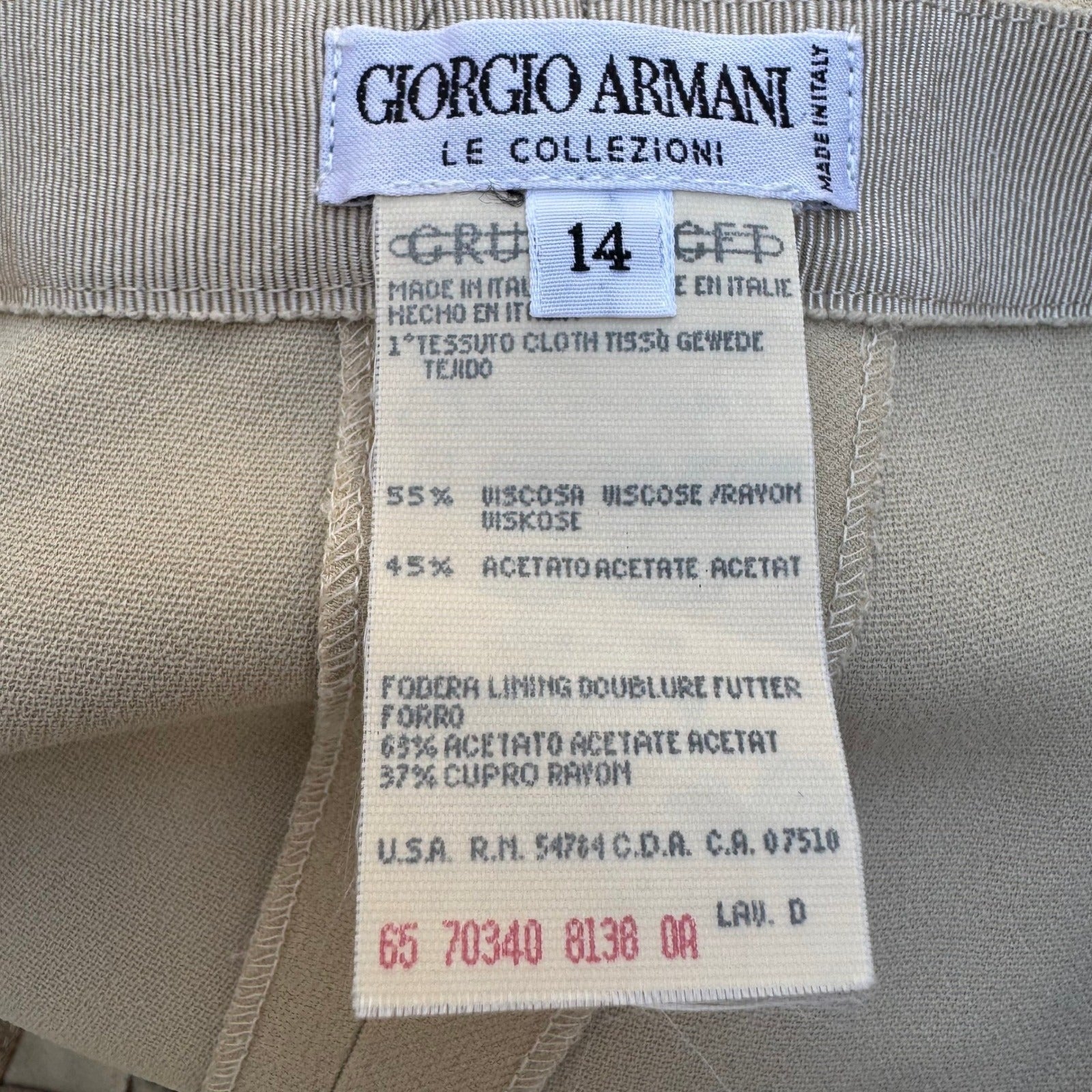 Giorgio Armani Le Collezioni Tan Beige Pleated Tapered Trousers Womens 14 Italy