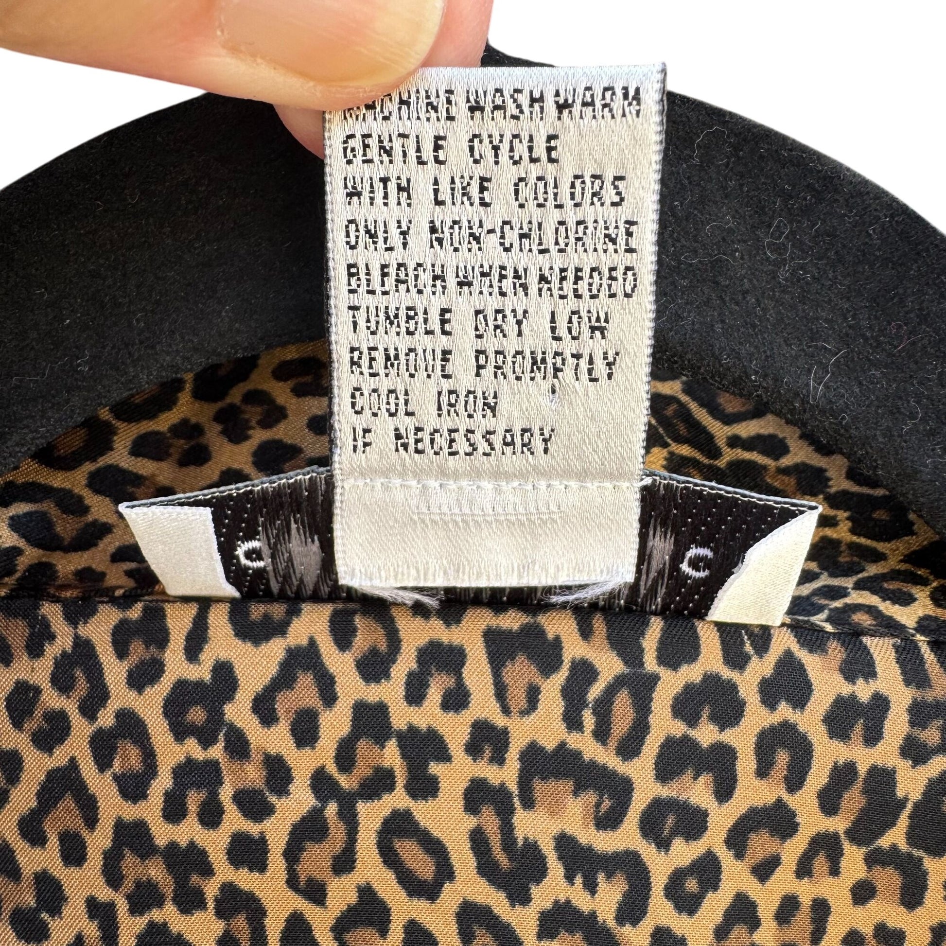 Morgan Taylor Intimates Womens Leopard Print Button-Down Nightshirt Sleepwear M