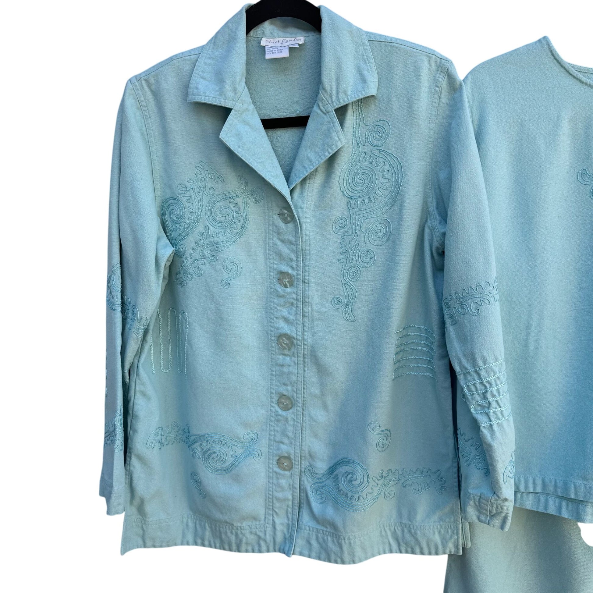 Great Cavalier Vintage Blue Embroidered Jacket Shirt Pant Set Size S 100% Silk