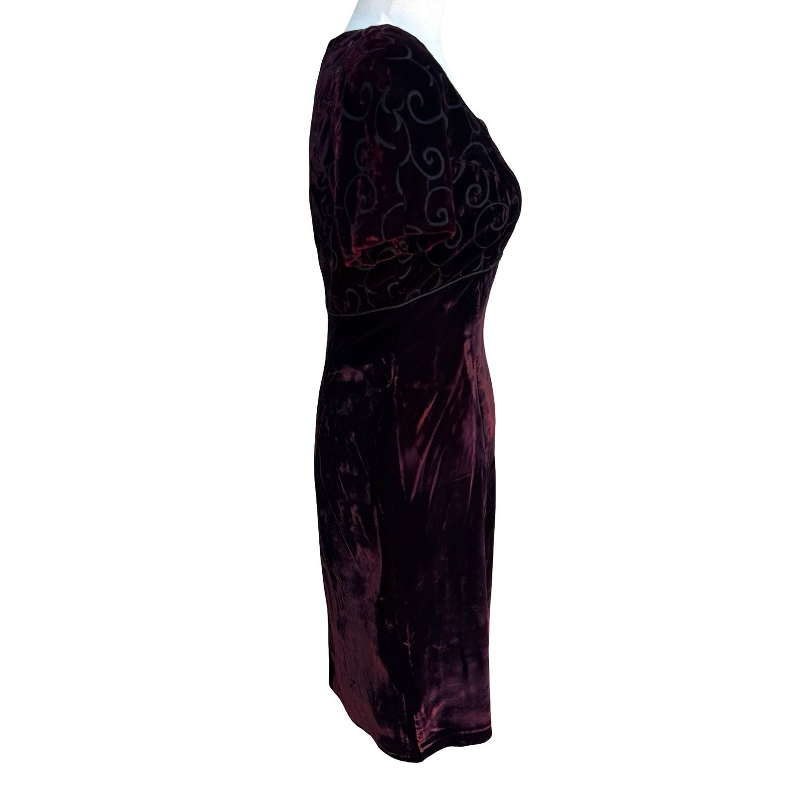 Maggy London Vintage 90s Burgundy Velvet Embroidered Sheath Dress Square Neck 4