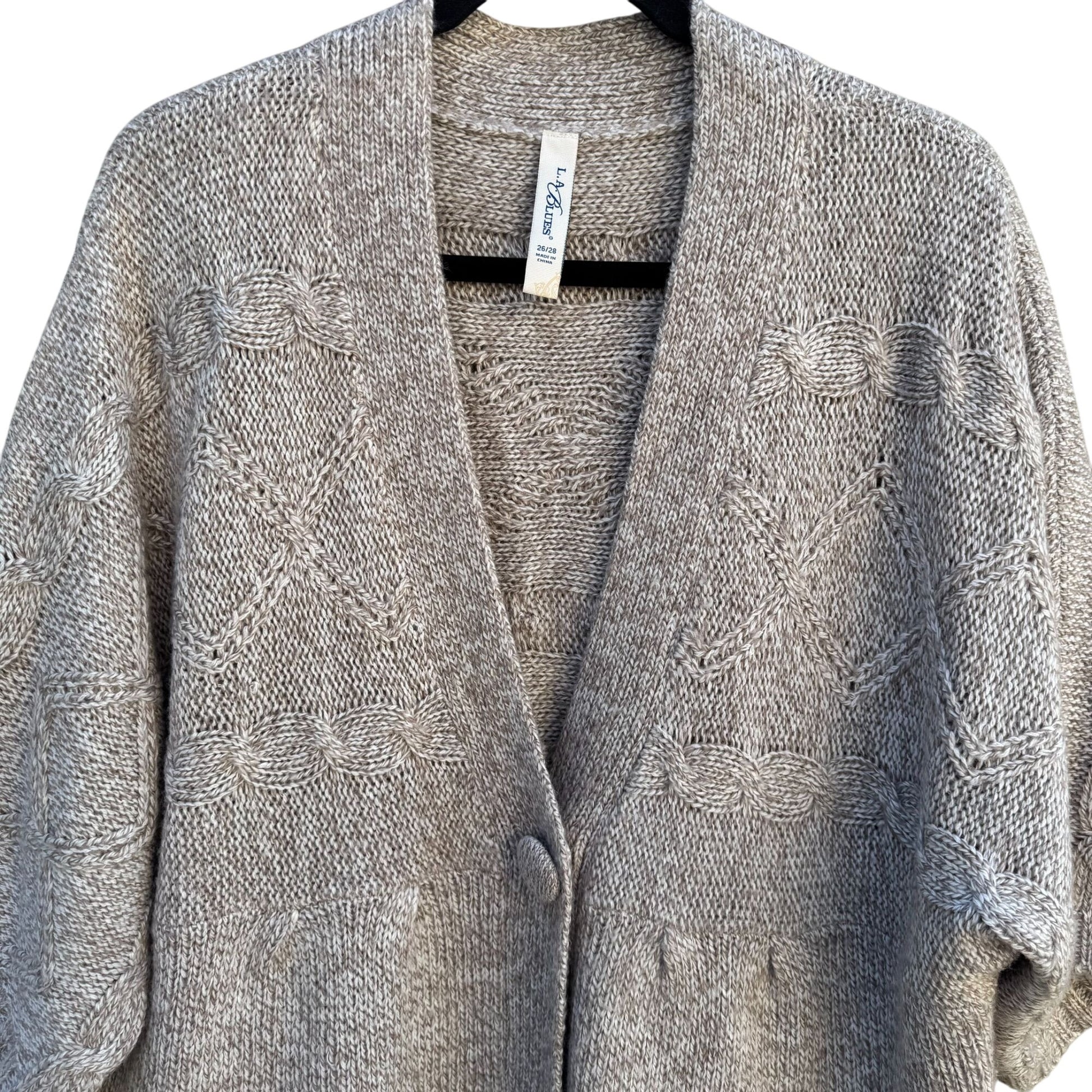LA Blues Chunky Cable Knit Soft Gray Short Sleeve One Button Cardigan Sweater