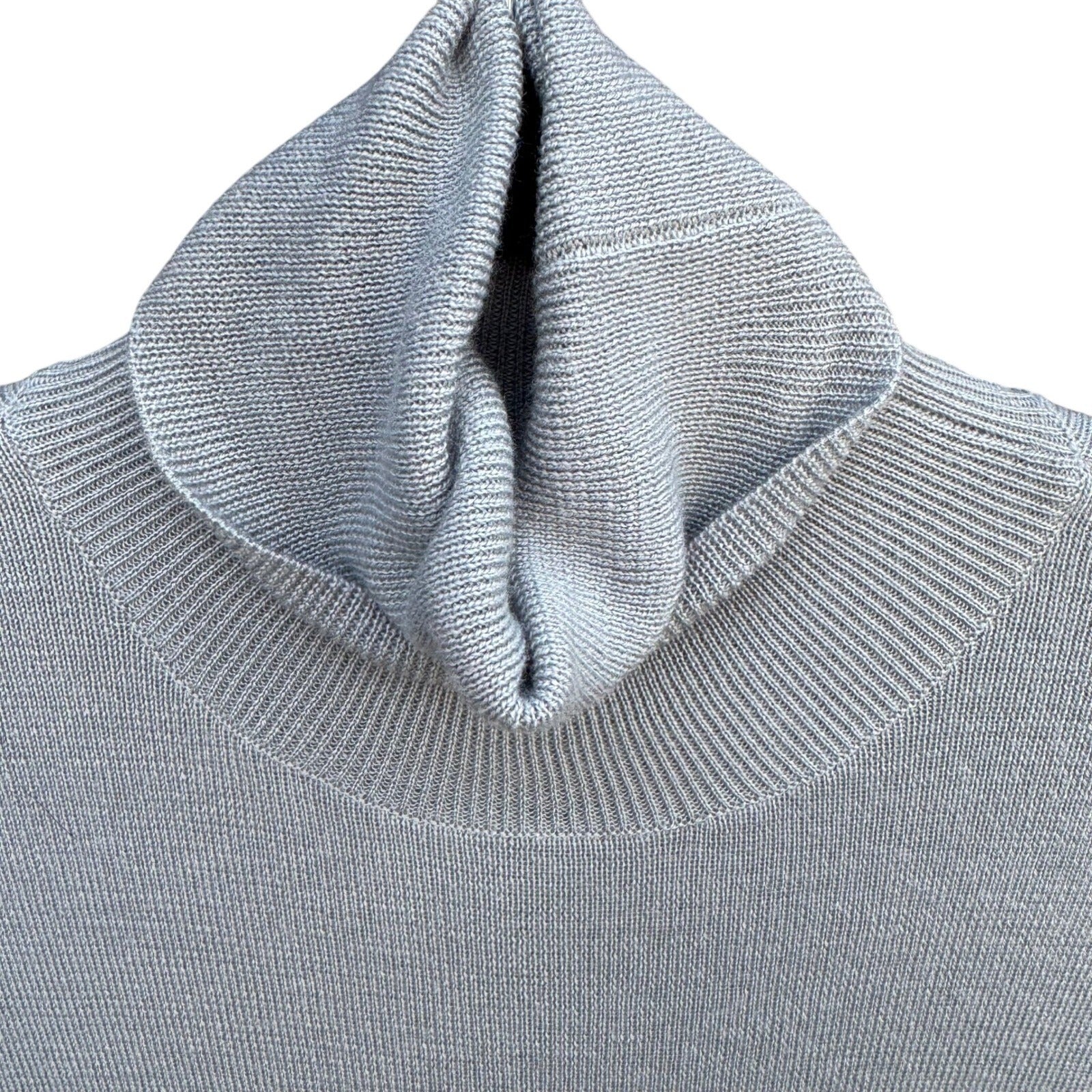 Lafayette 148 New York Womens L Light Blue Wool Turtleneck Sweater Lagenlook