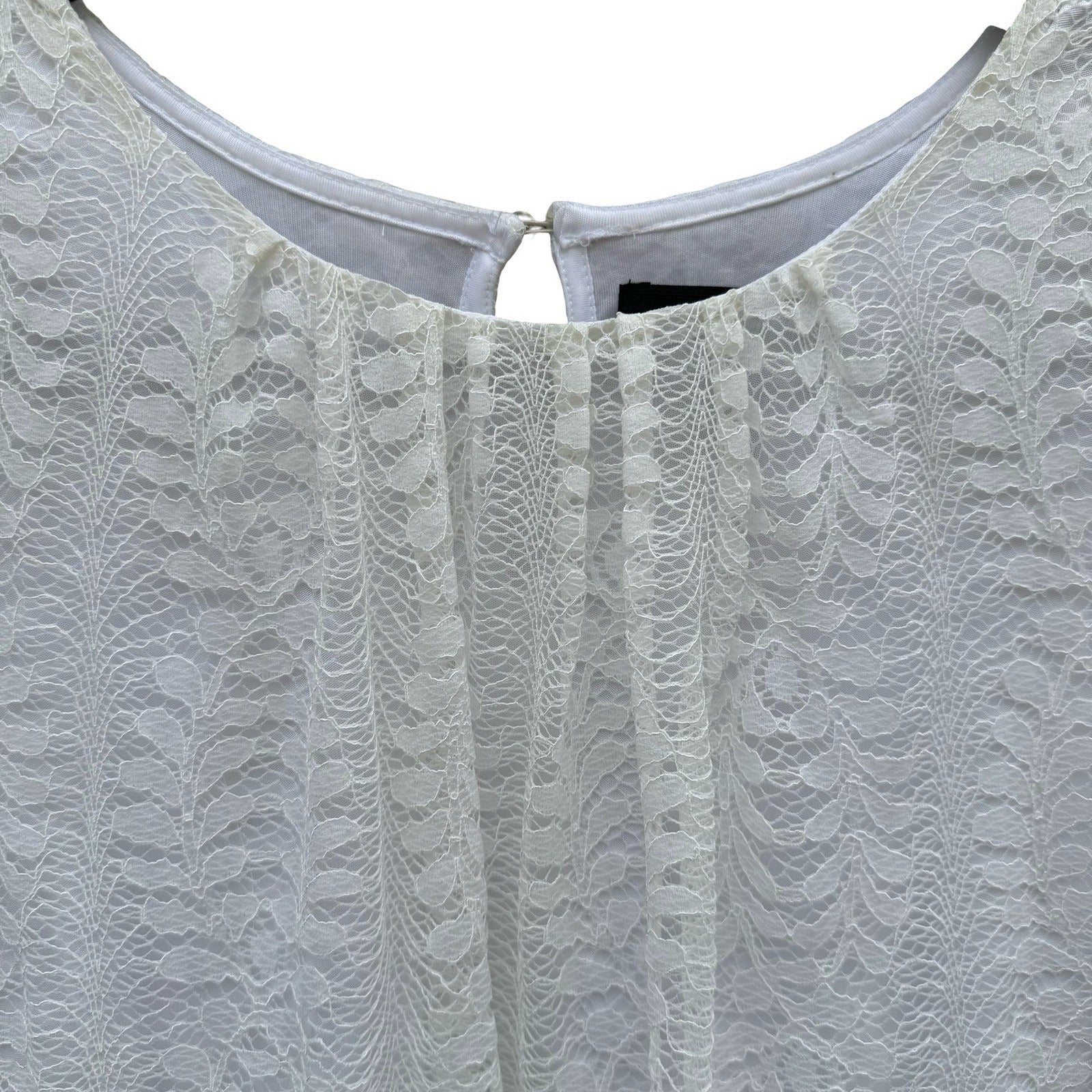 Liz Claiborne Career White Lace Bubble Blouse Sleeveless Keyhole Back Large NEW