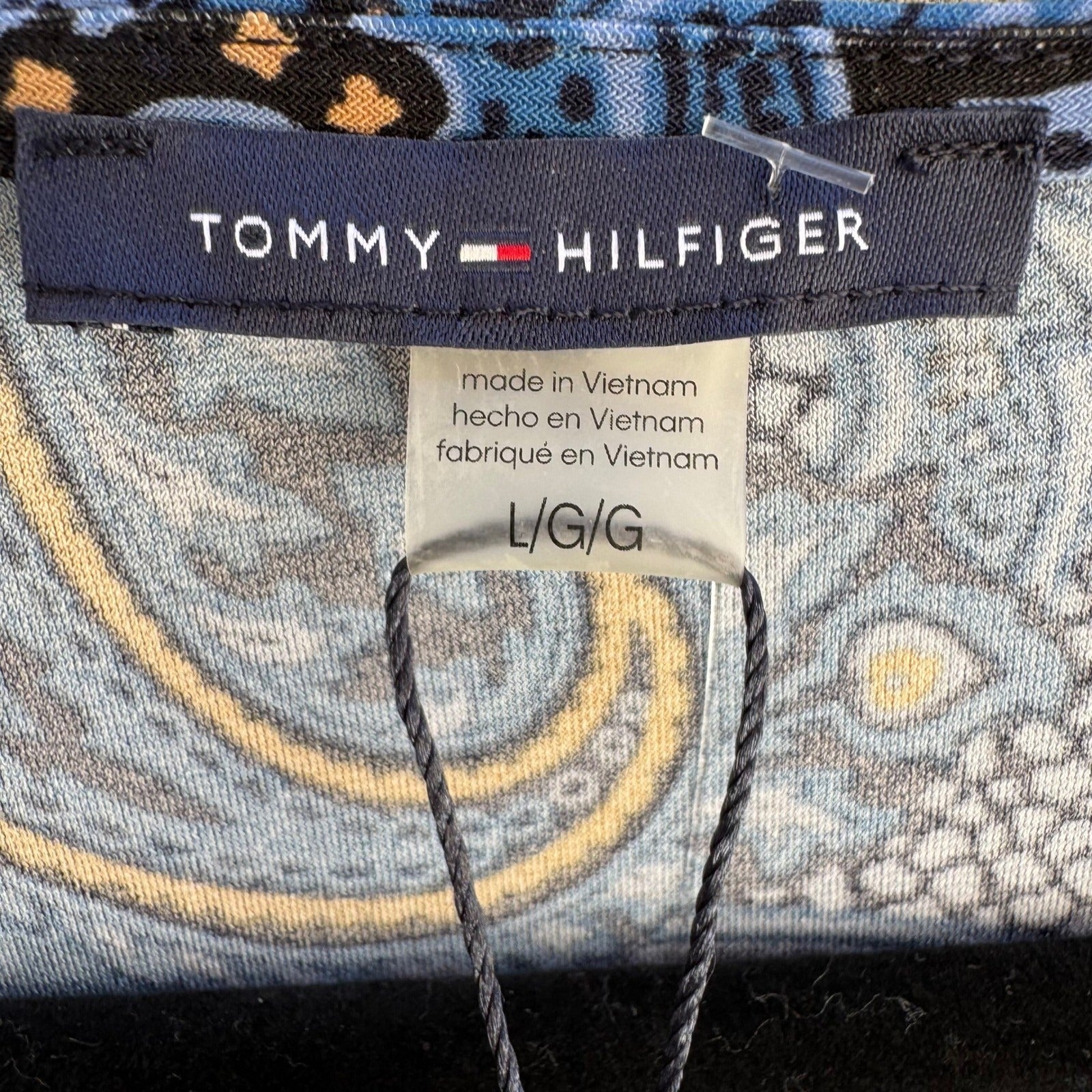 Tommy Hilfiger Boho Paisley Sleeveless Shell Top Gold Grommet Keyhole Blue L NEW