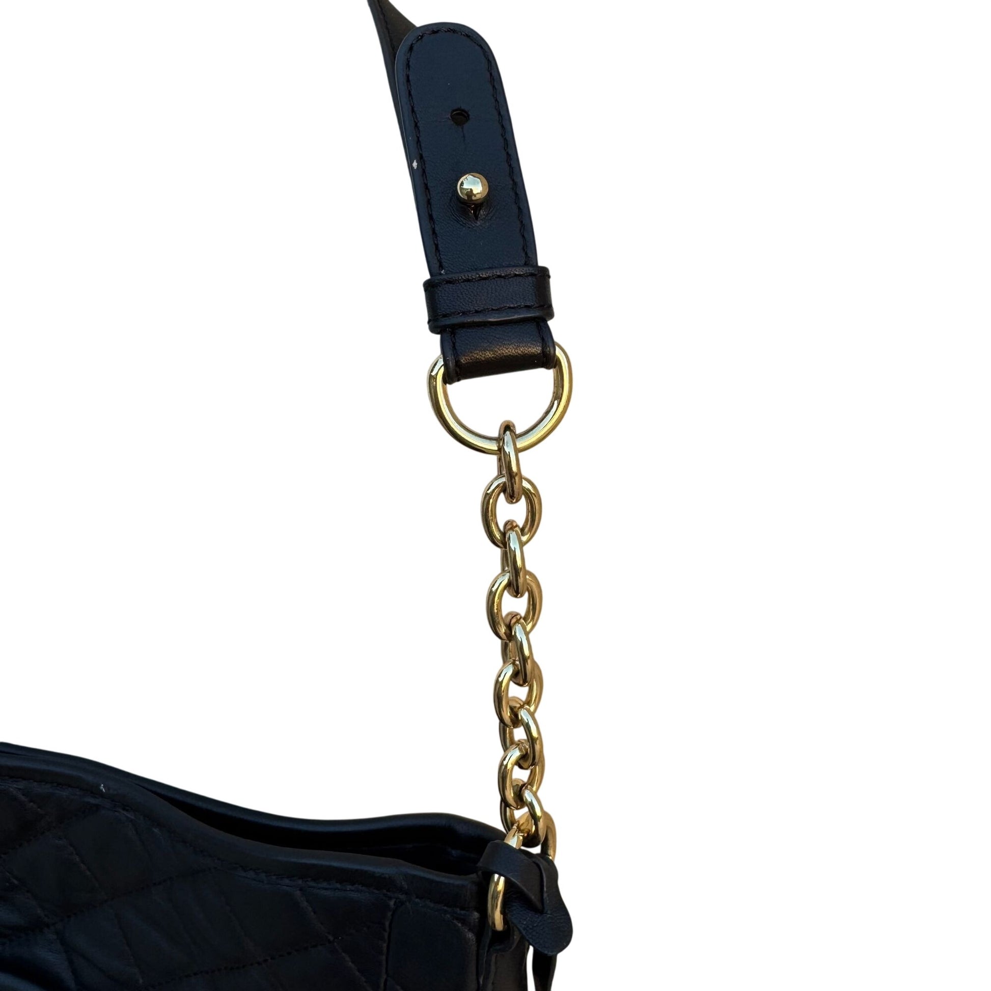 Isaac Mizrahi Quilted Black Leather Shoulder Bag Gold Chain Strap Logo Turn Lock