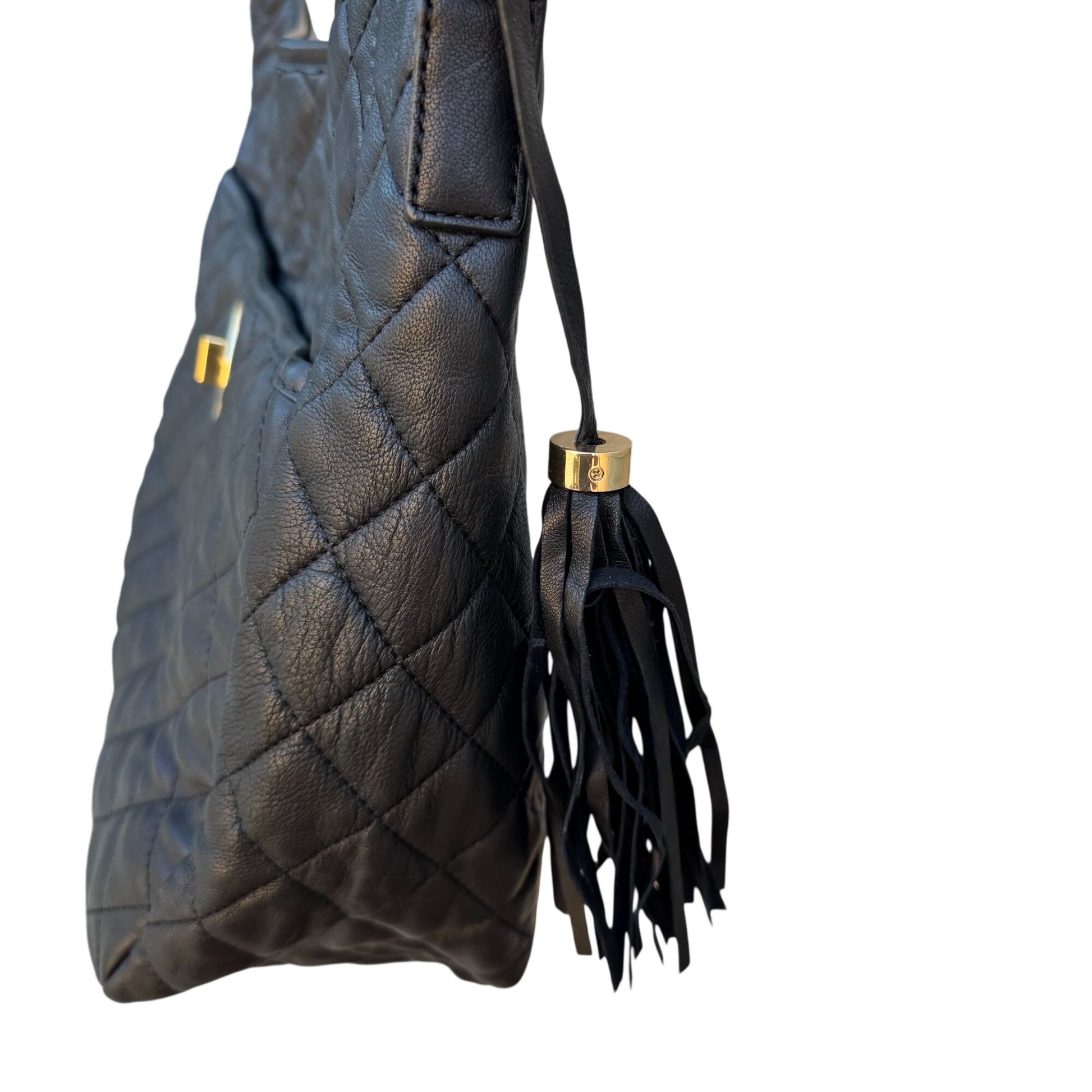 Isaac Mizrahi Quilted Black Leather Shoulder Bag Gold Chain Strap Logo Turn Lock