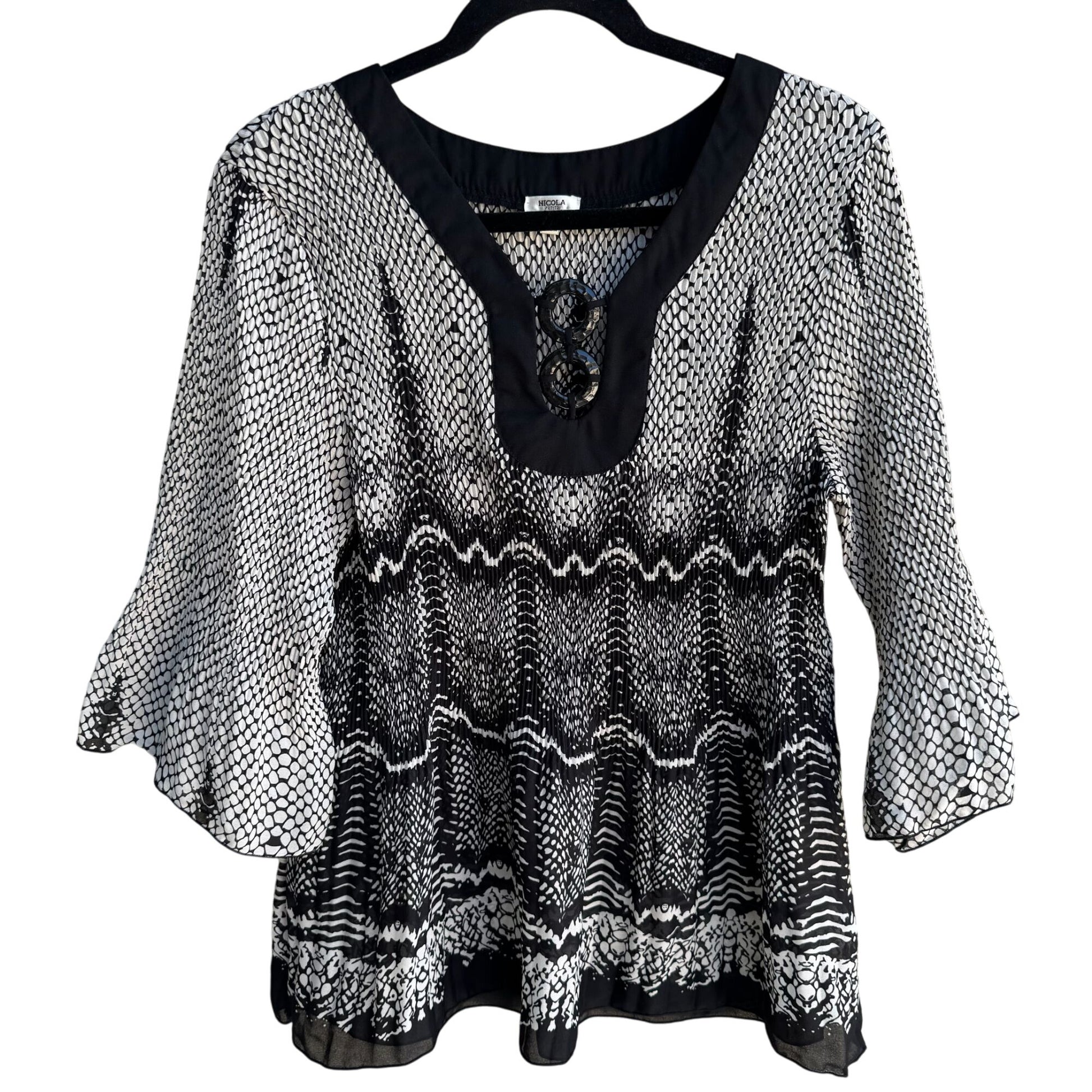 Nicola Petites Black White Snake Print Flared Sleeves V-Neckline Tunic Blouse PXL