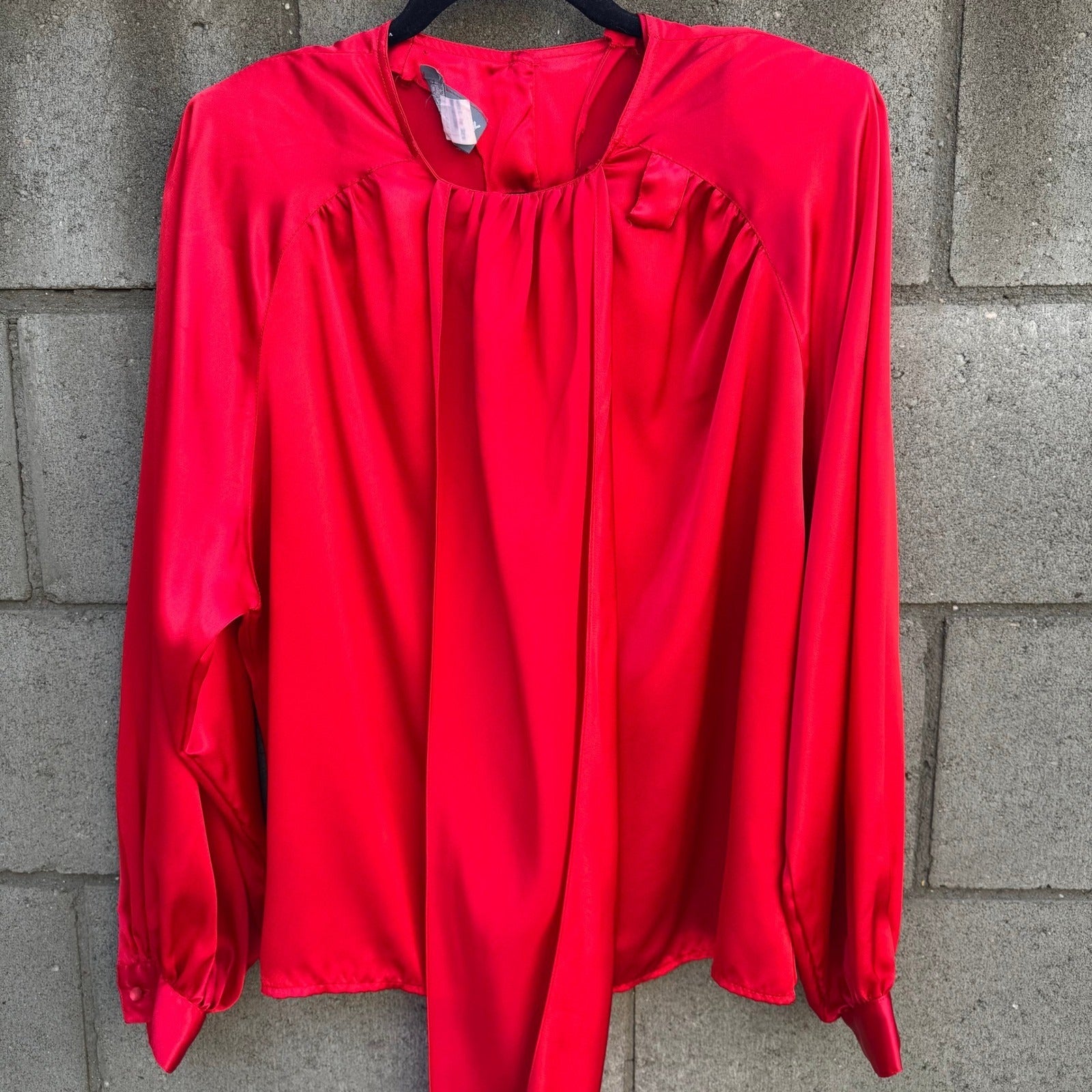 Sonya Ratay for San Andre Vintage Red Satin Scarf Neck Button Back Blouse Sz 8